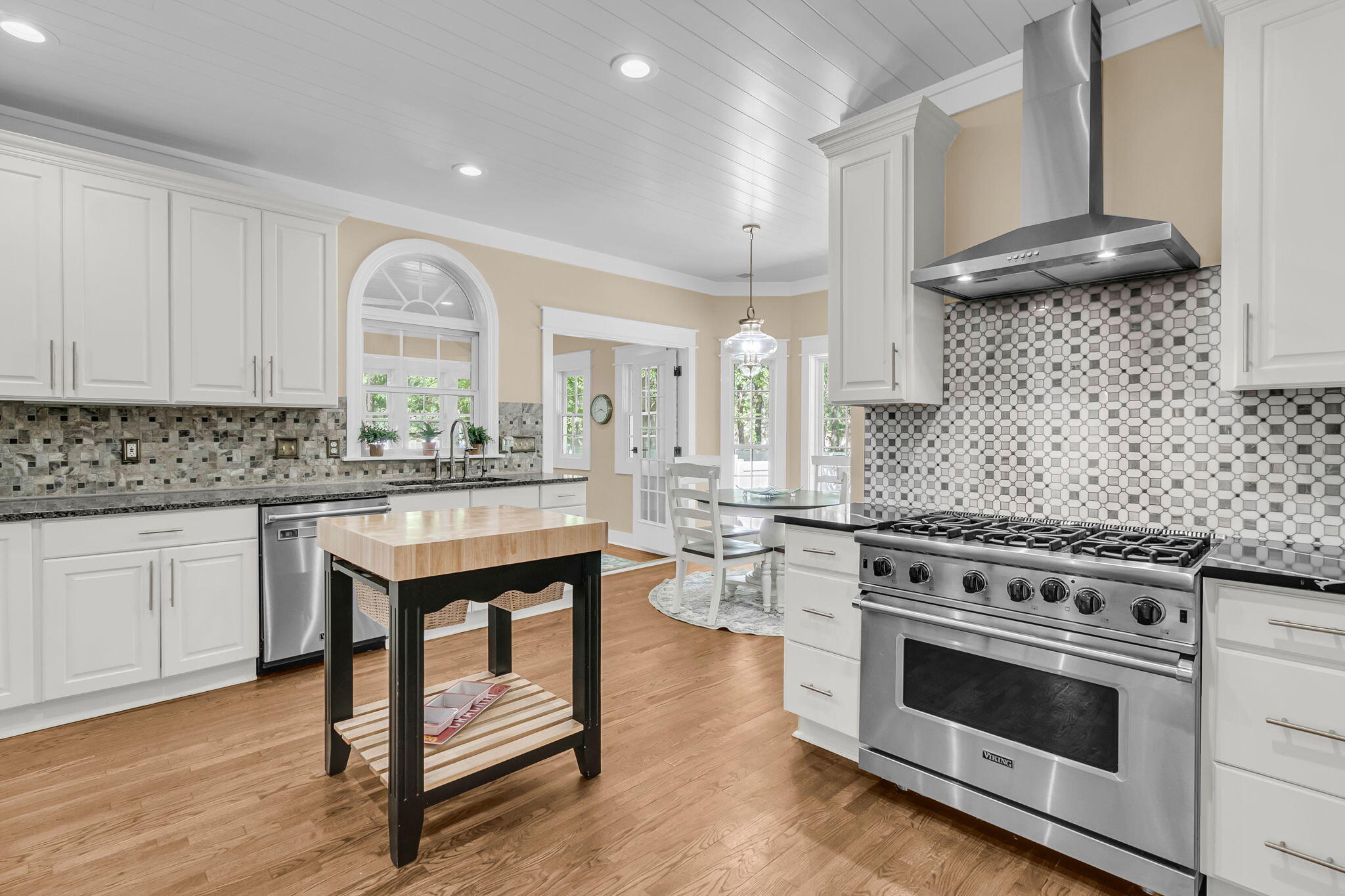 3708 Colonel Vanderhorst Circle