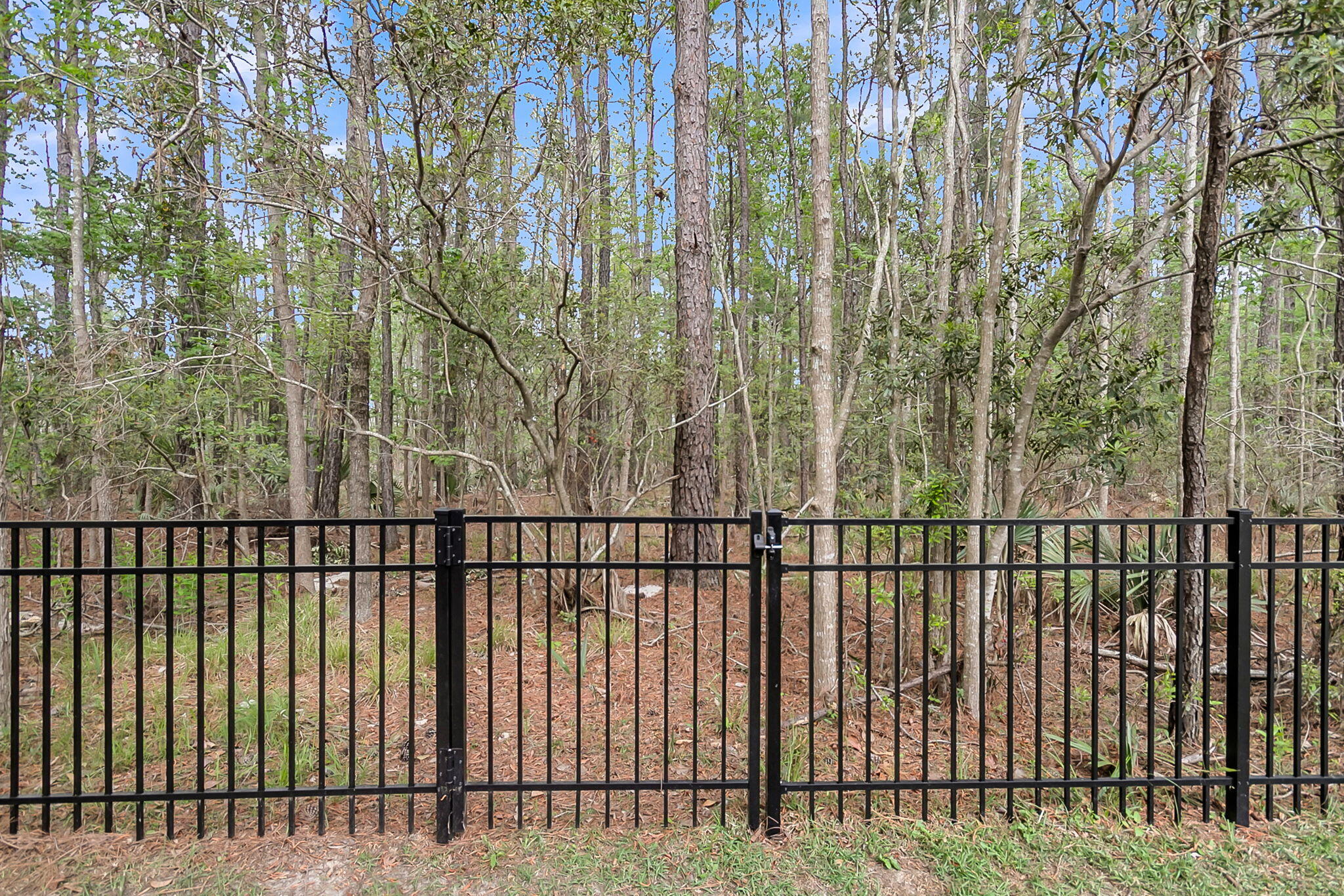 1721 Rivertowne Country Club Drive