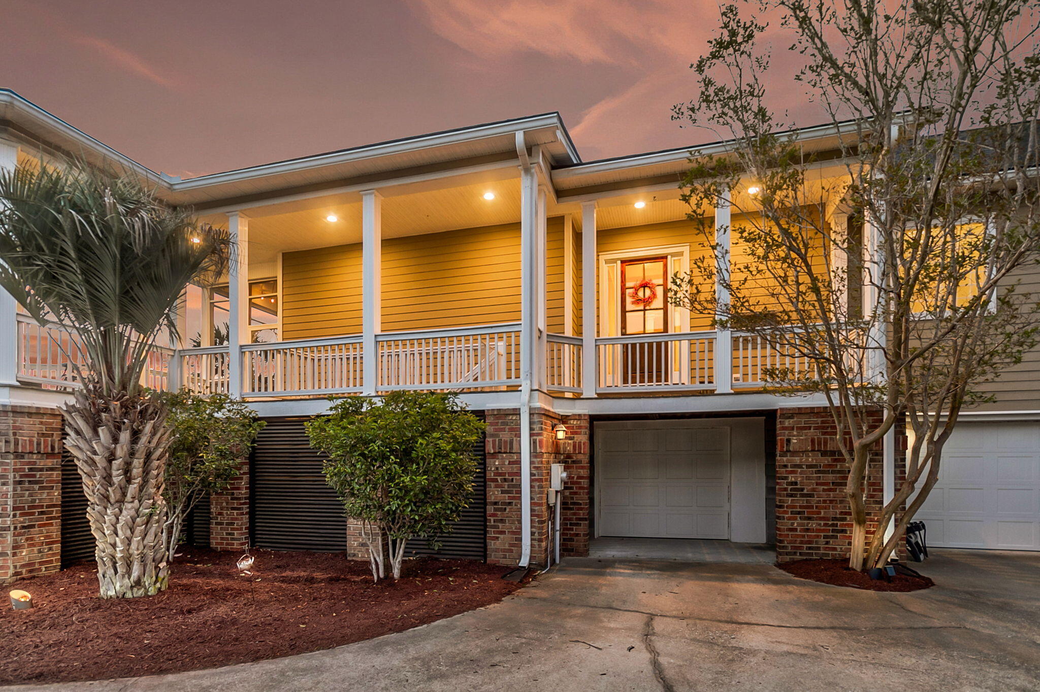 1721 Rivertowne Country Club Drive