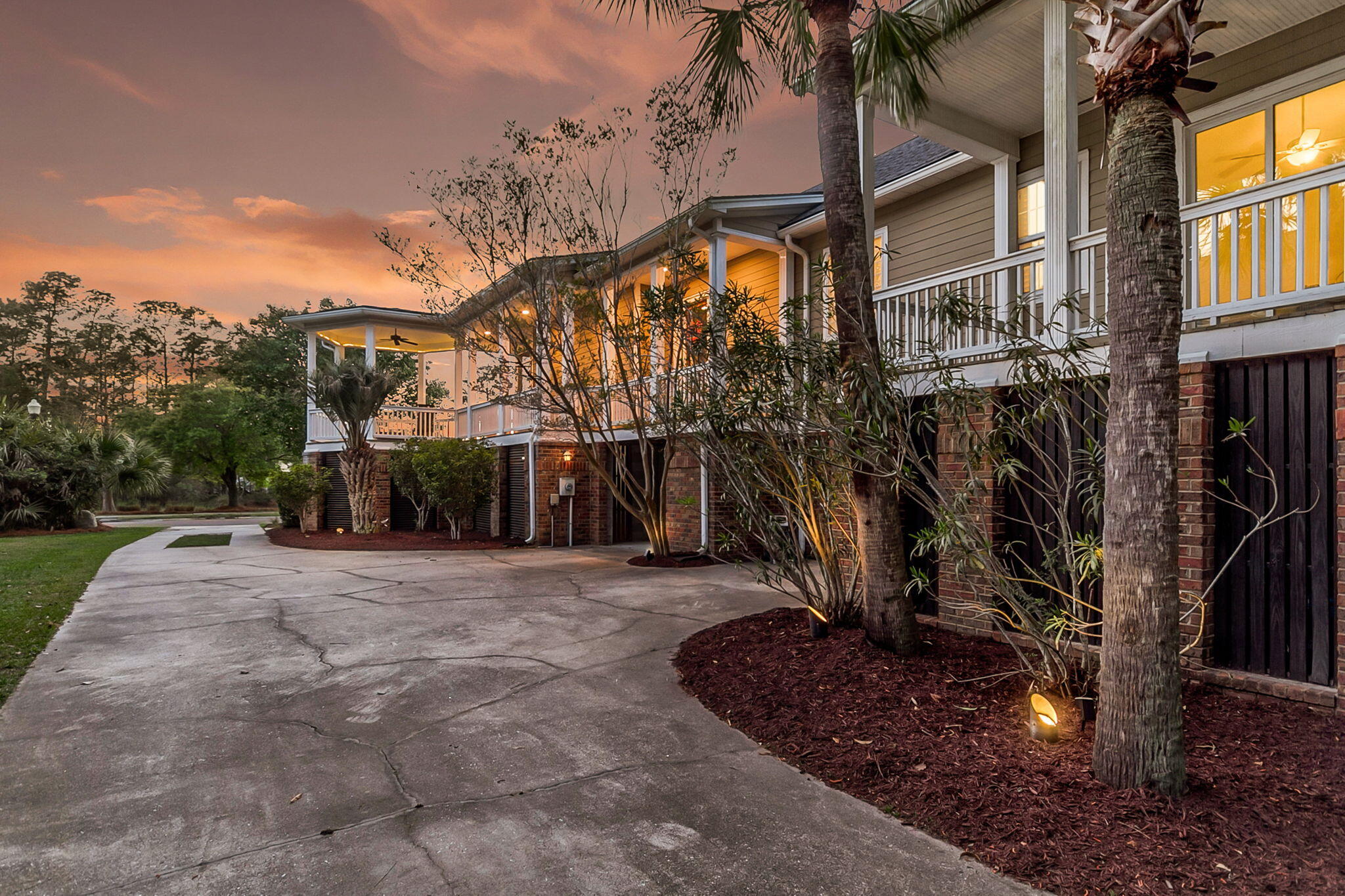 1721 Rivertowne Country Club Drive