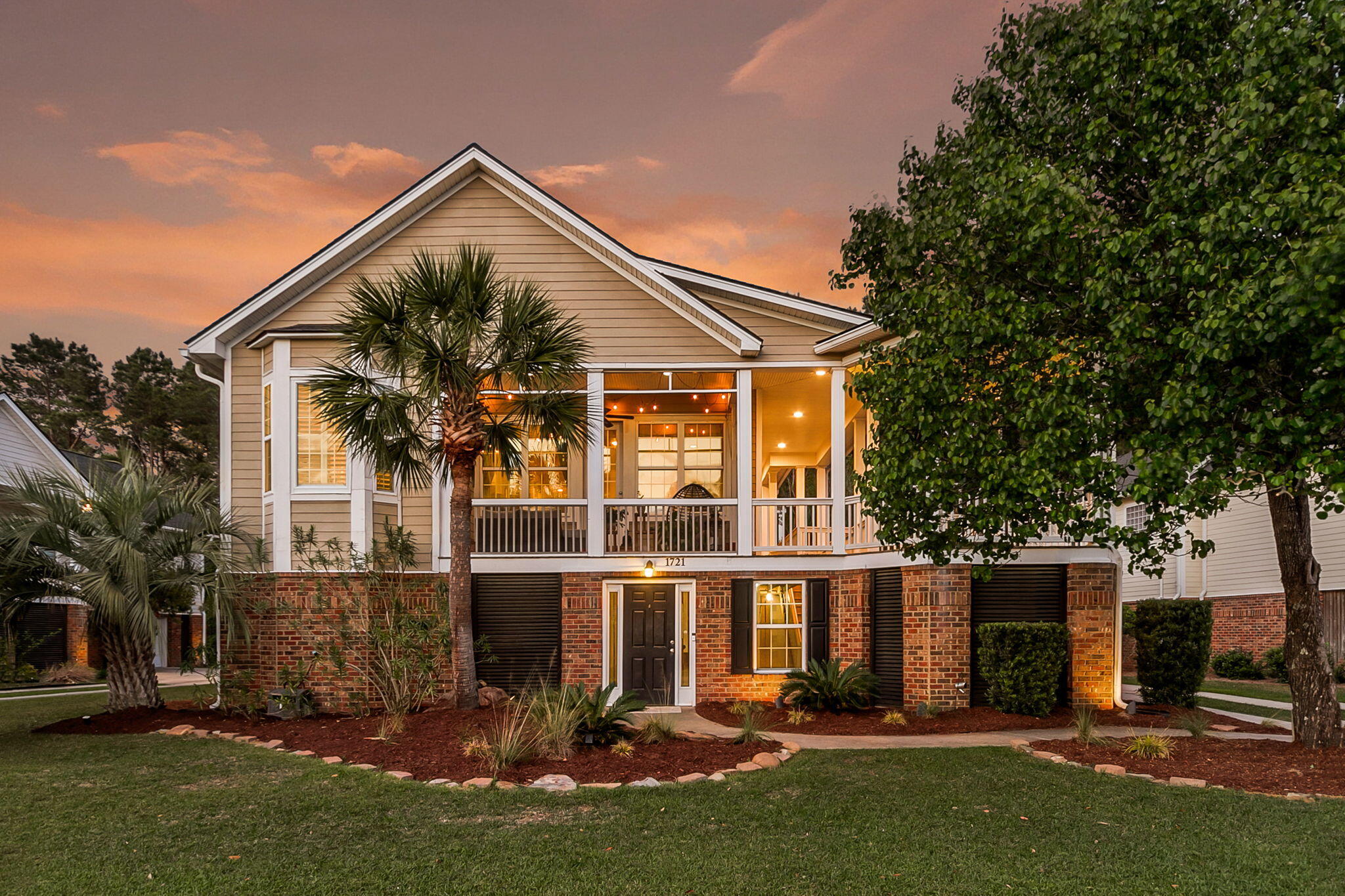 1721 Rivertowne Country Club Drive