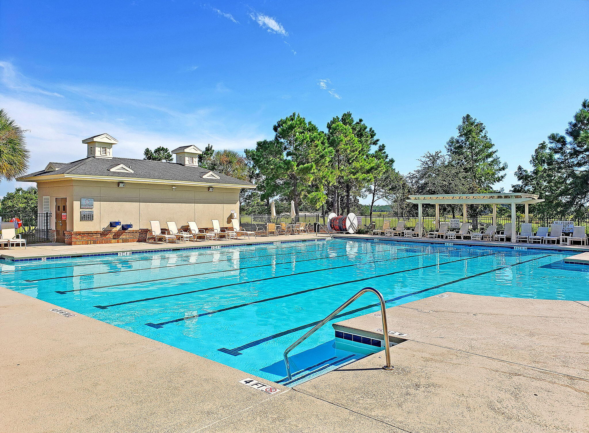 1721 Rivertowne Country Club Drive