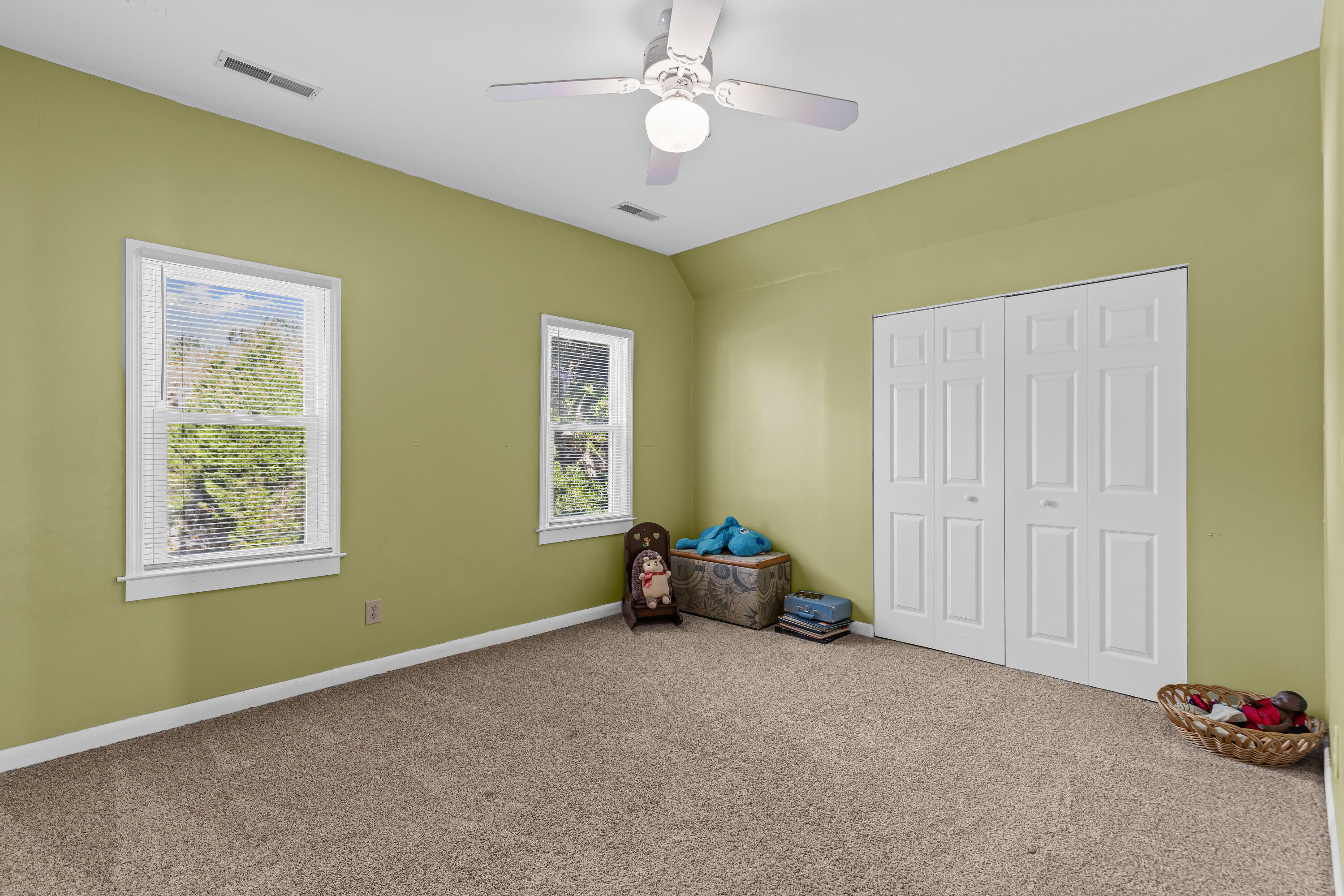 5615 S Highway 165