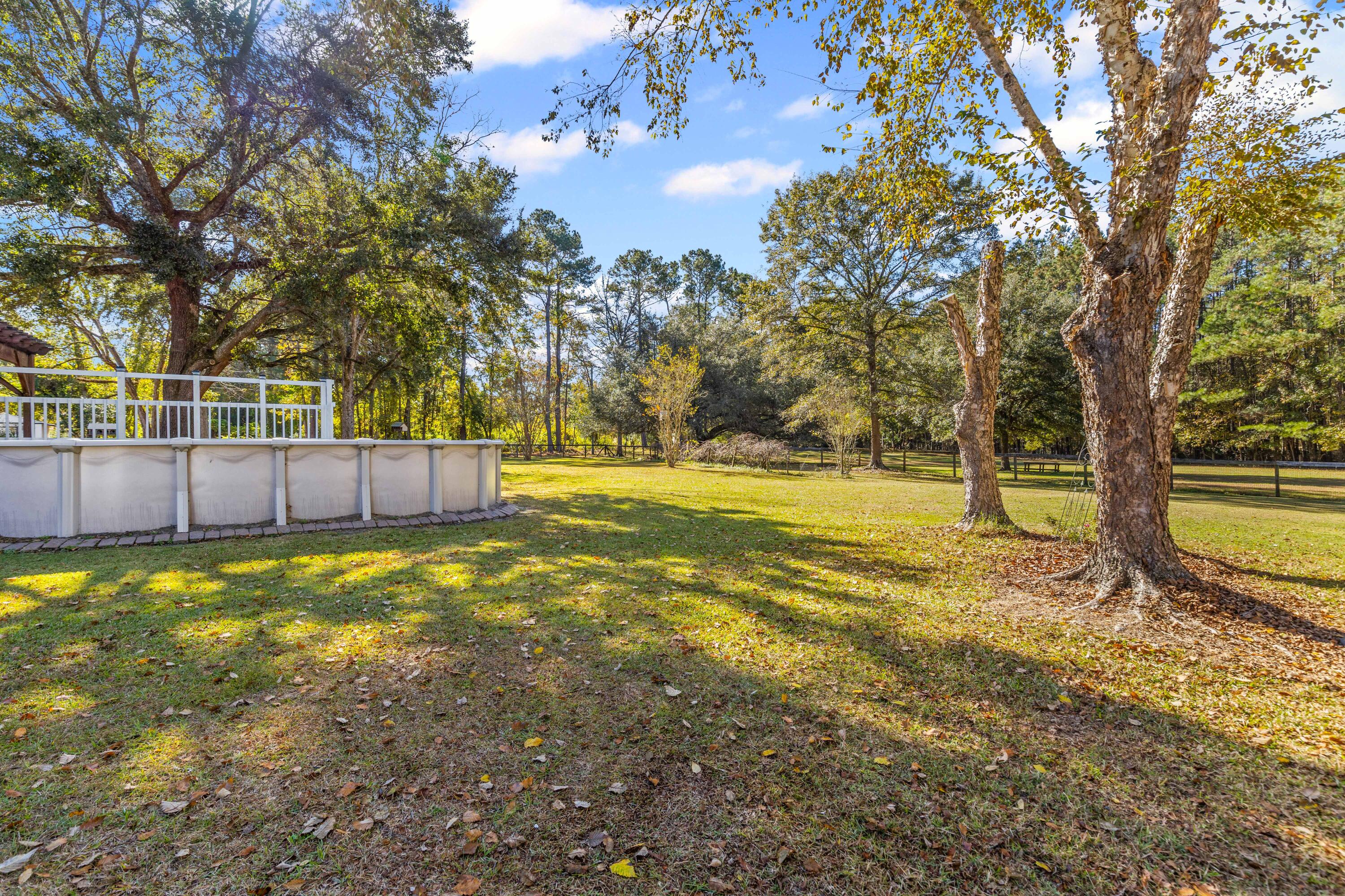 5615 S Highway 165