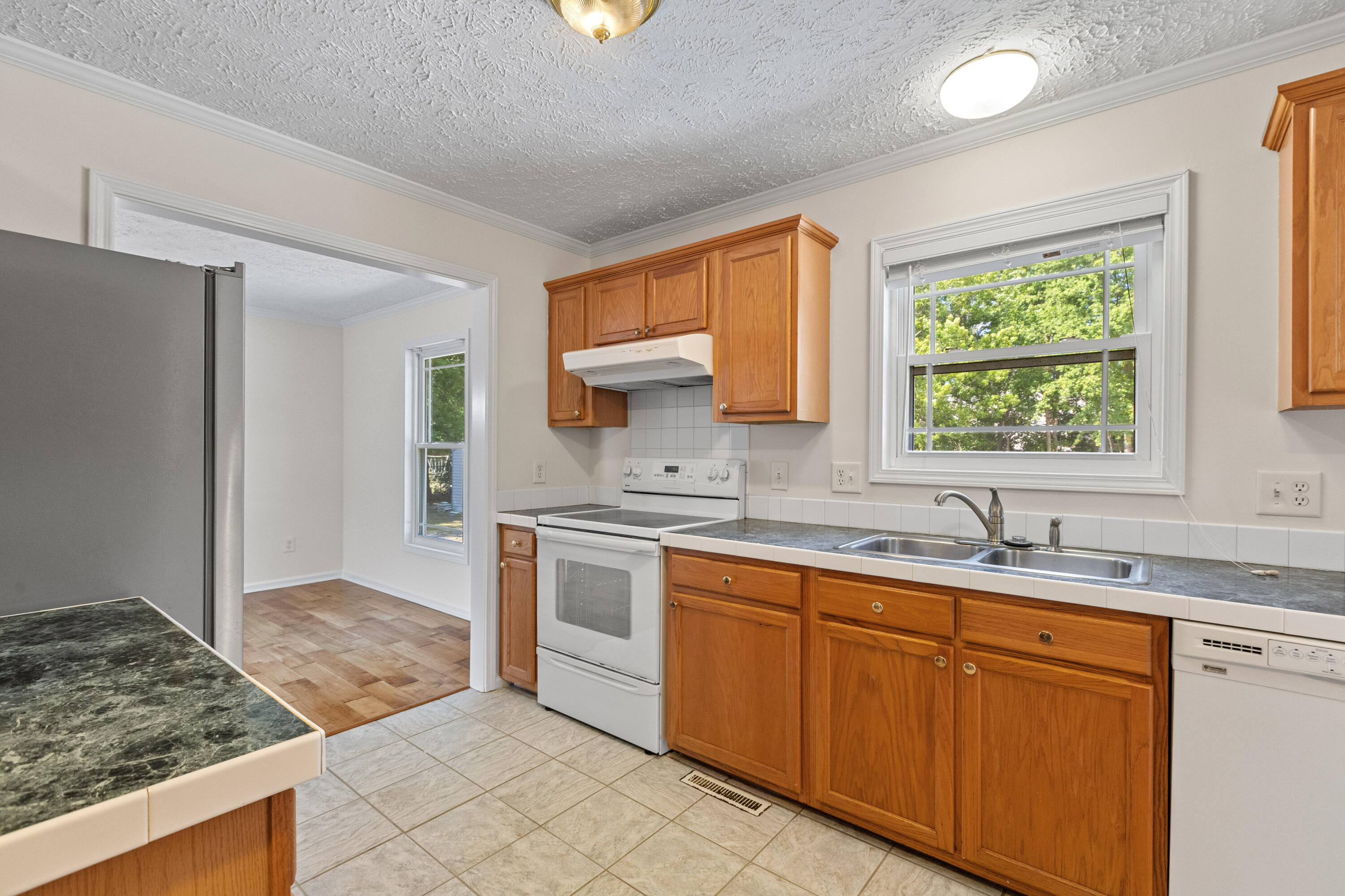 3241 Clairmont Drive