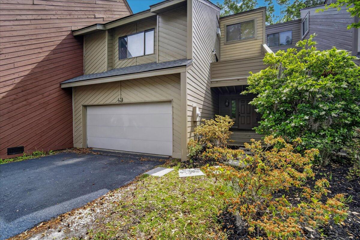 43 Arabian Drive