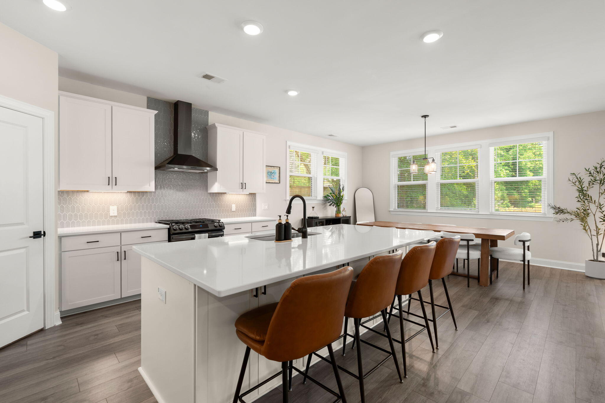1234 Melvin Bennett Road