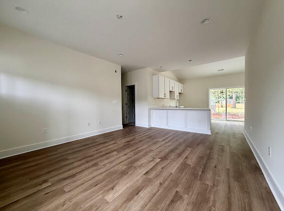 1833 Woodland Road