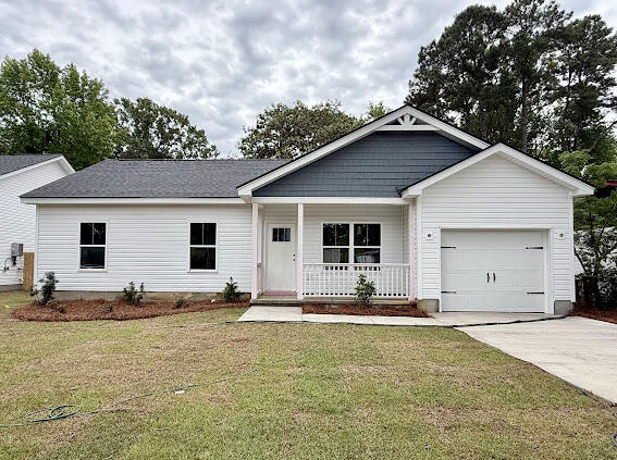 1833 Woodland Road
