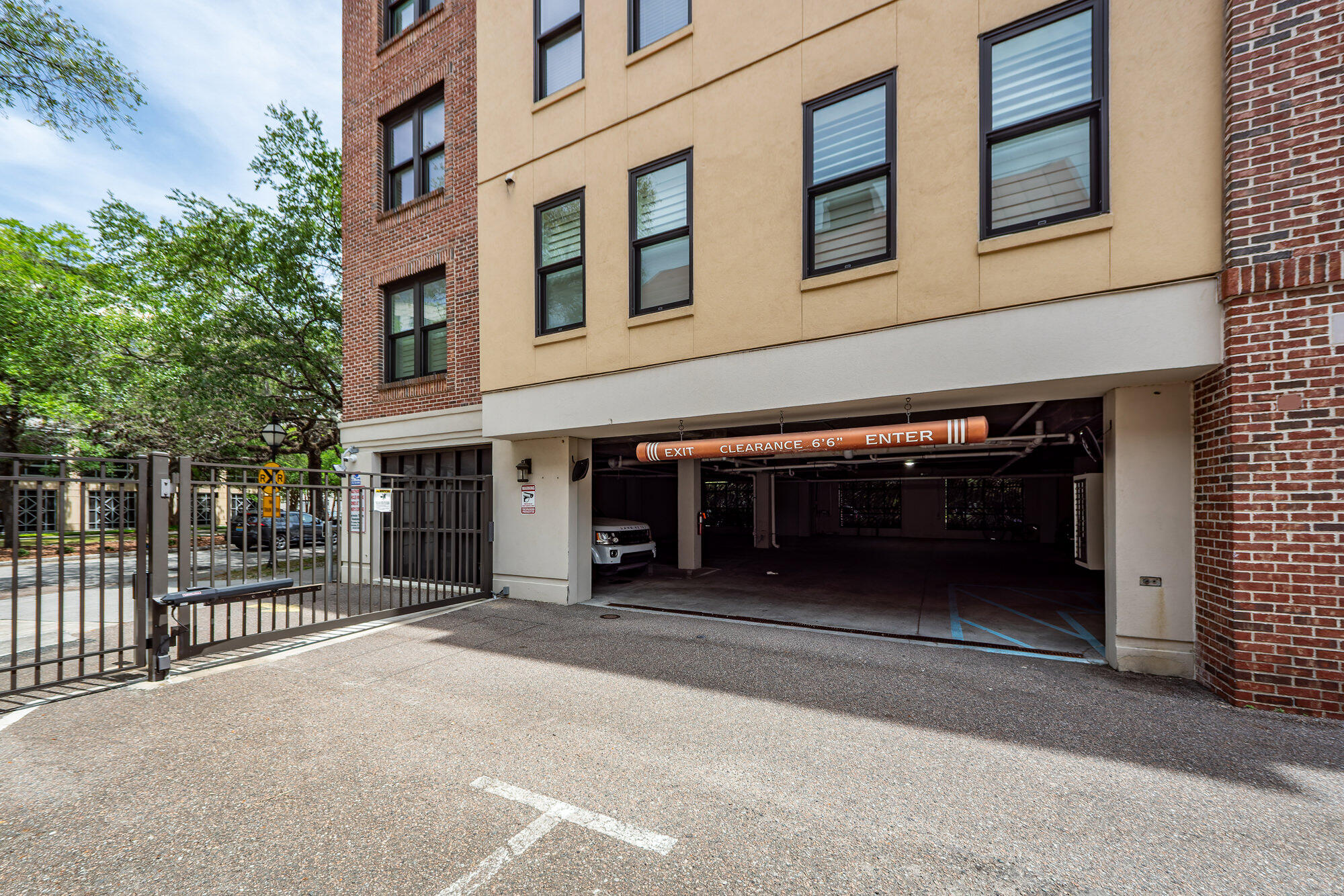 33 Calhoun Street # 122