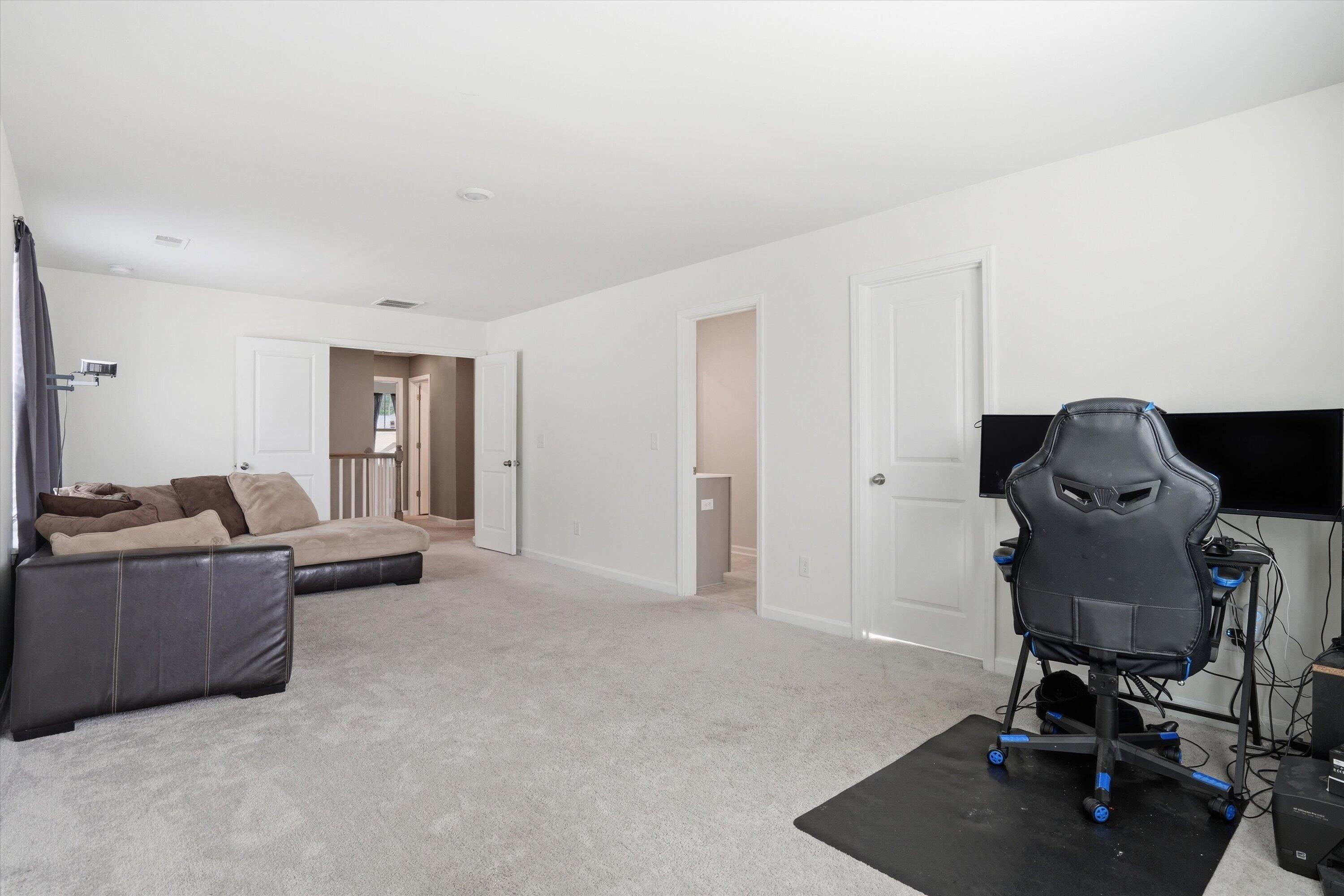 608 Macintyre Circle