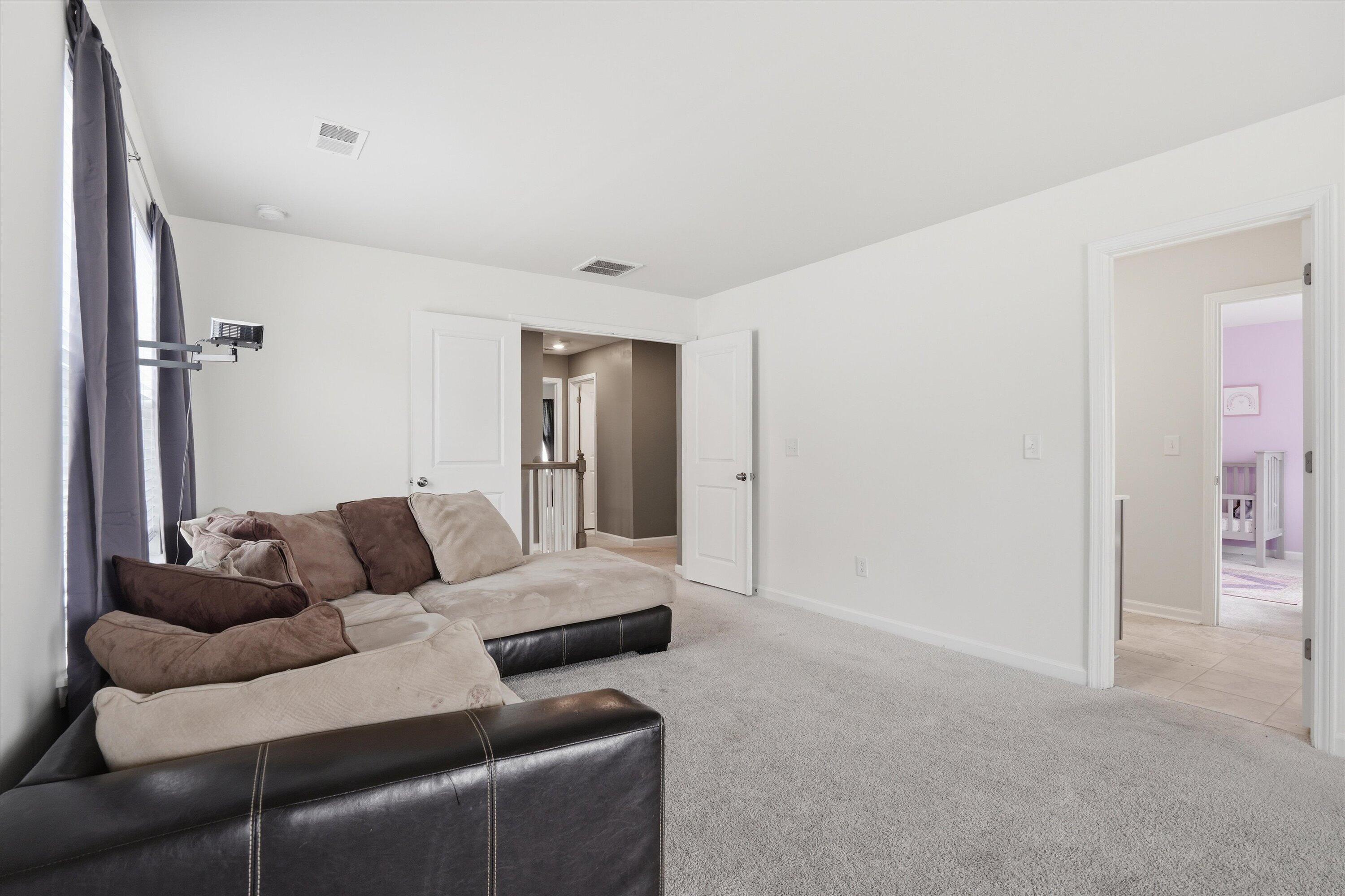 608 Macintyre Circle