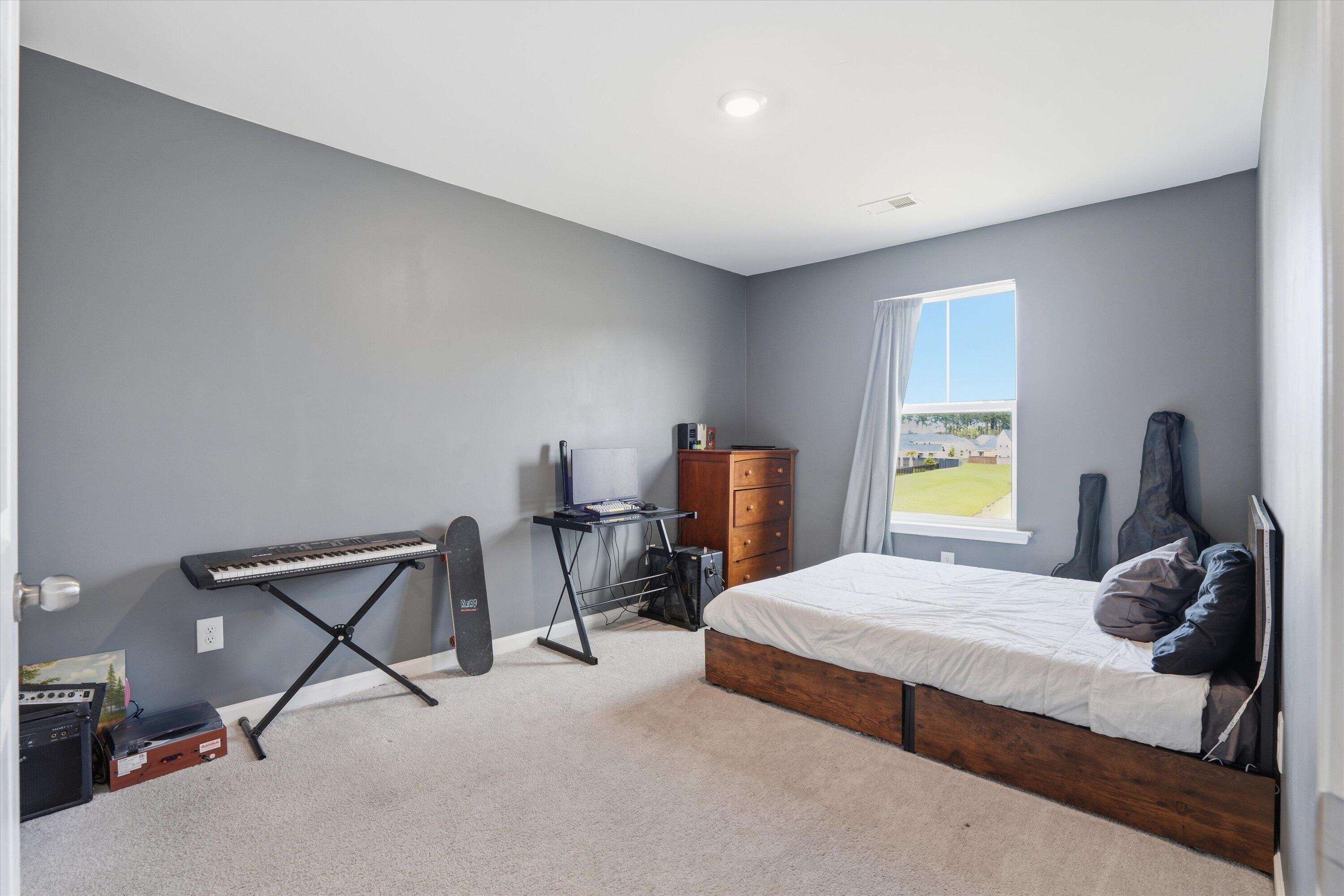 608 Macintyre Circle