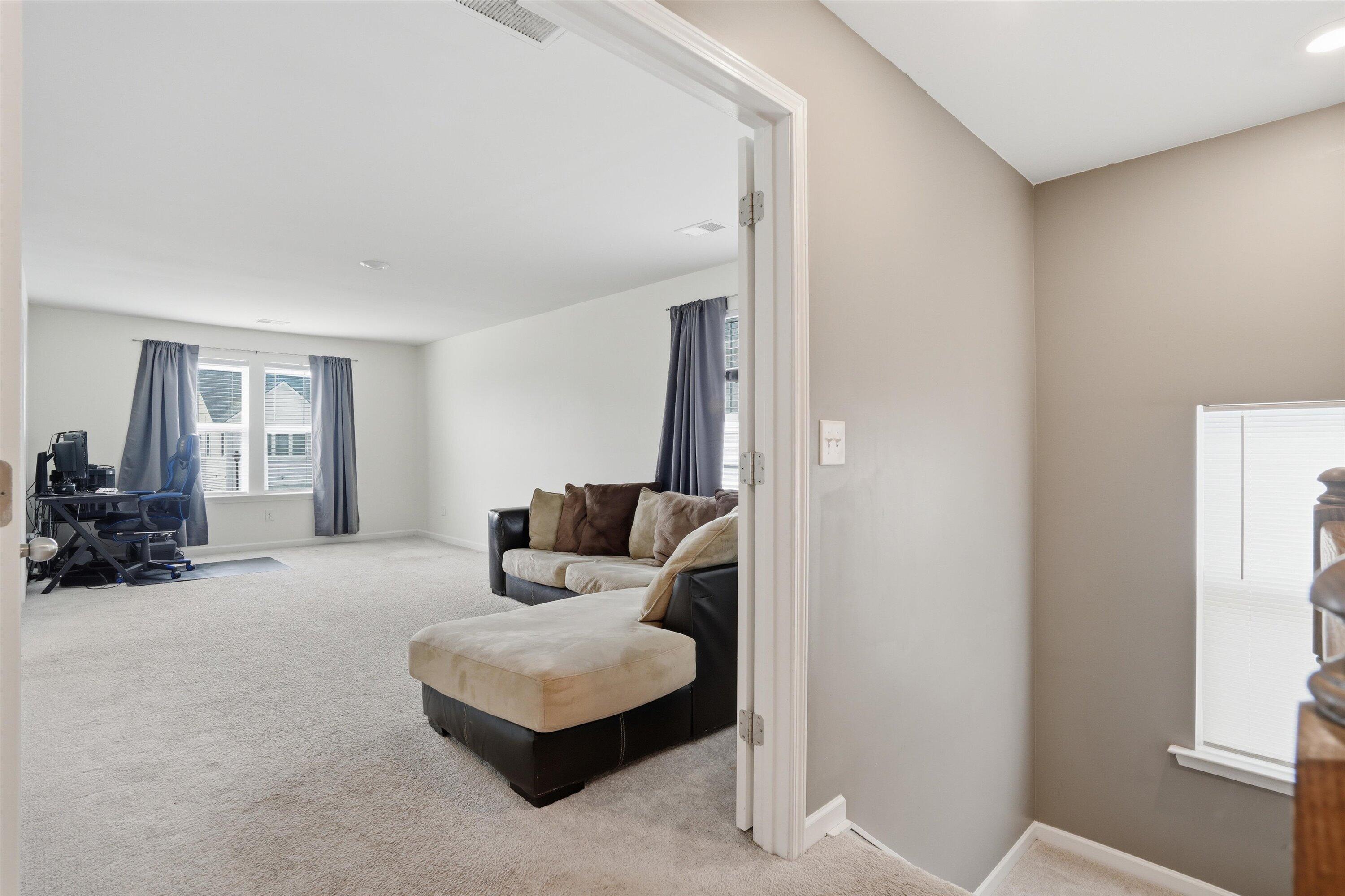 608 Macintyre Circle