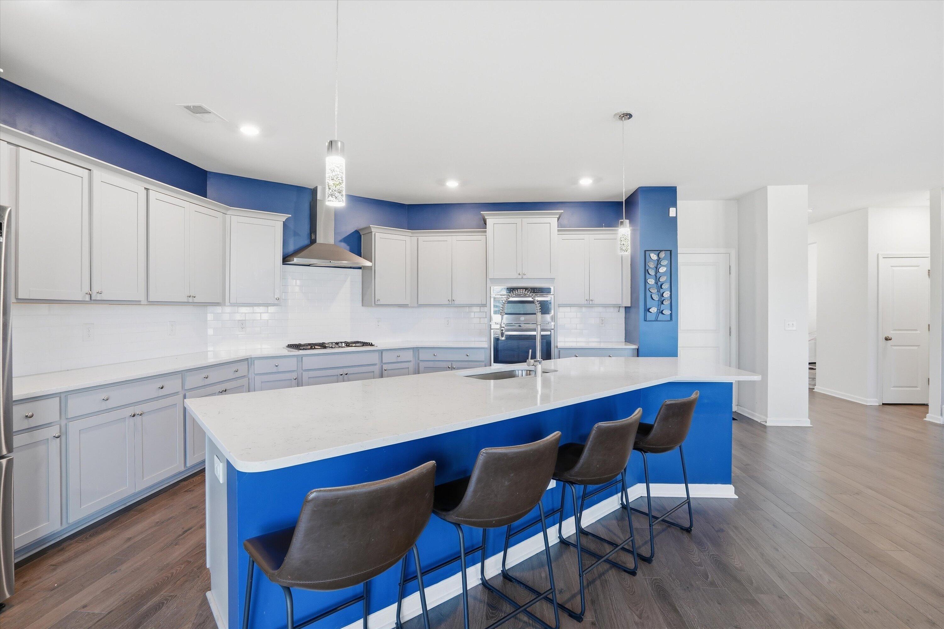 608 Macintyre Circle