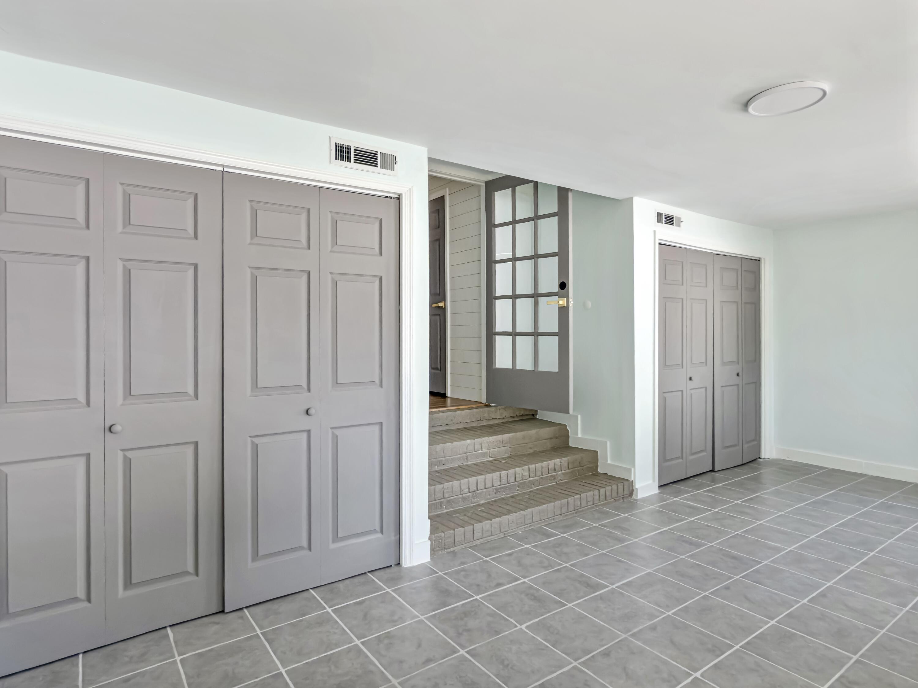1318 Foster Street