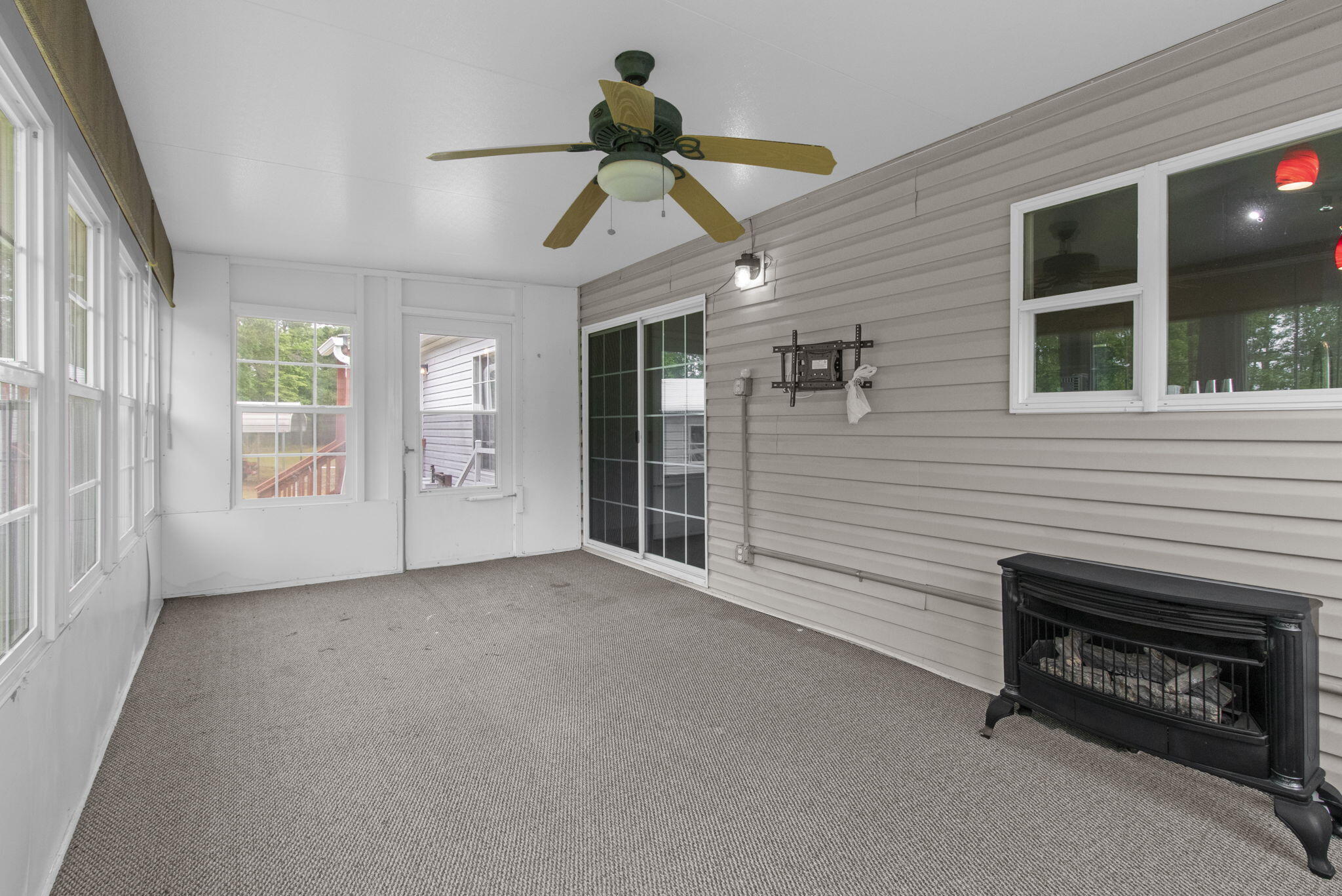 712 Wesley Grove Road