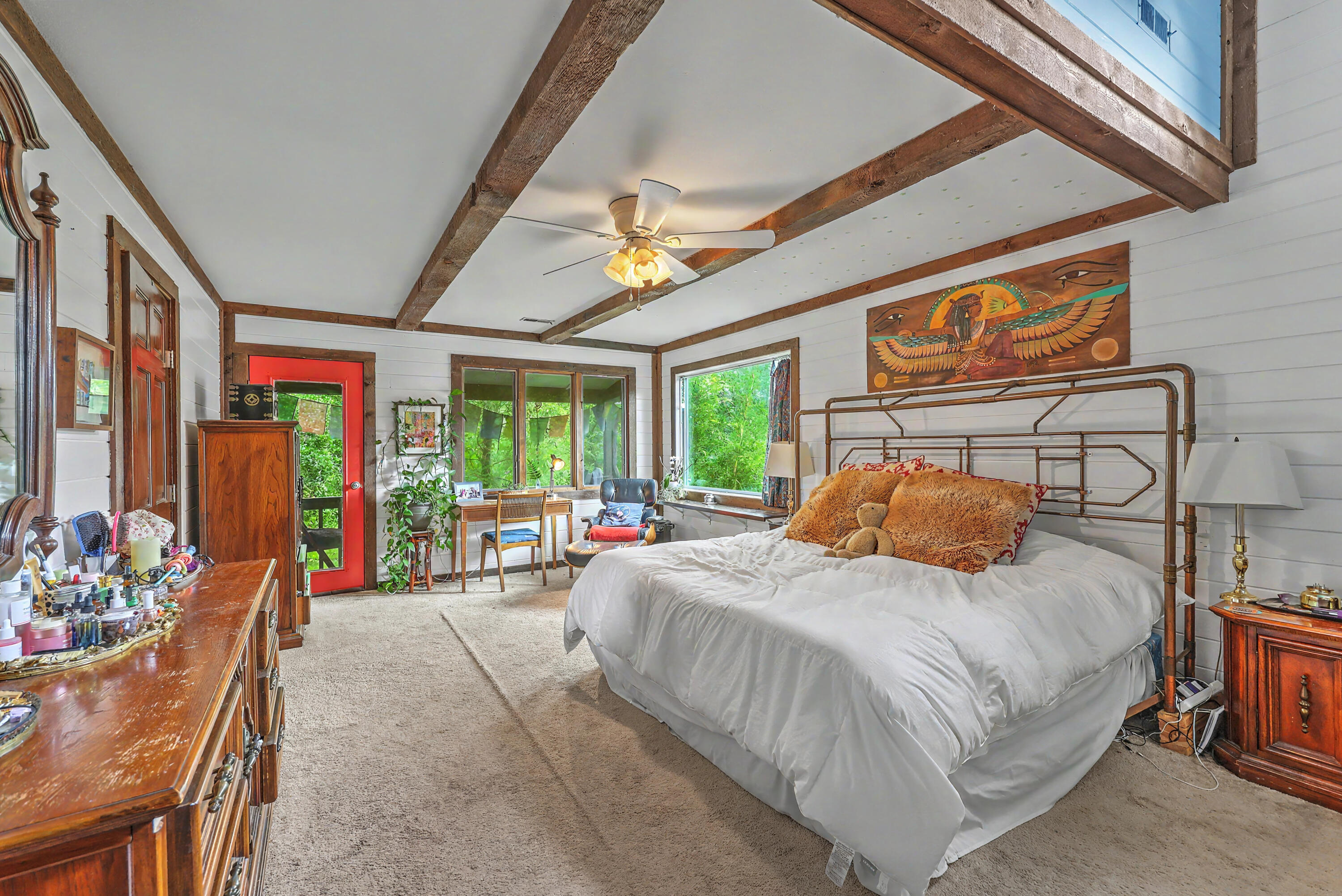 38 Crosscreek Drive