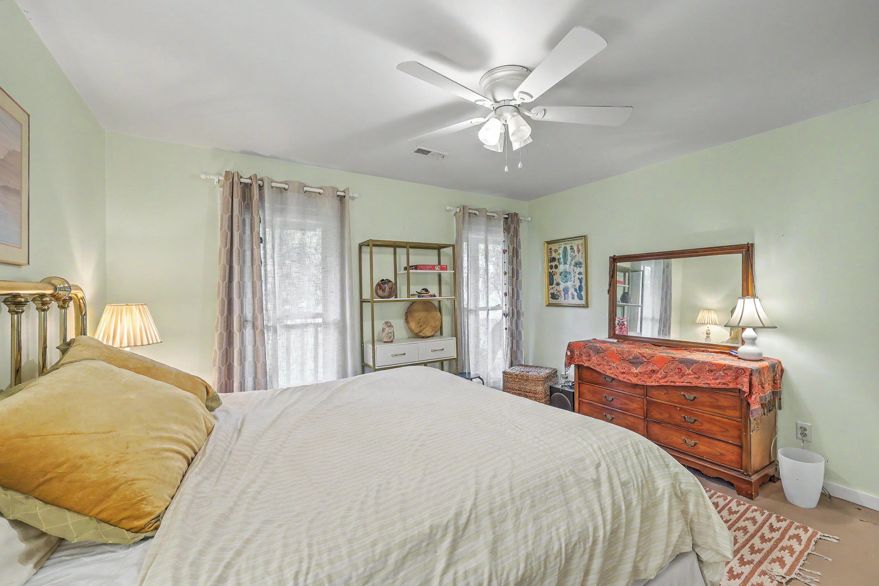 38 Crosscreek Drive