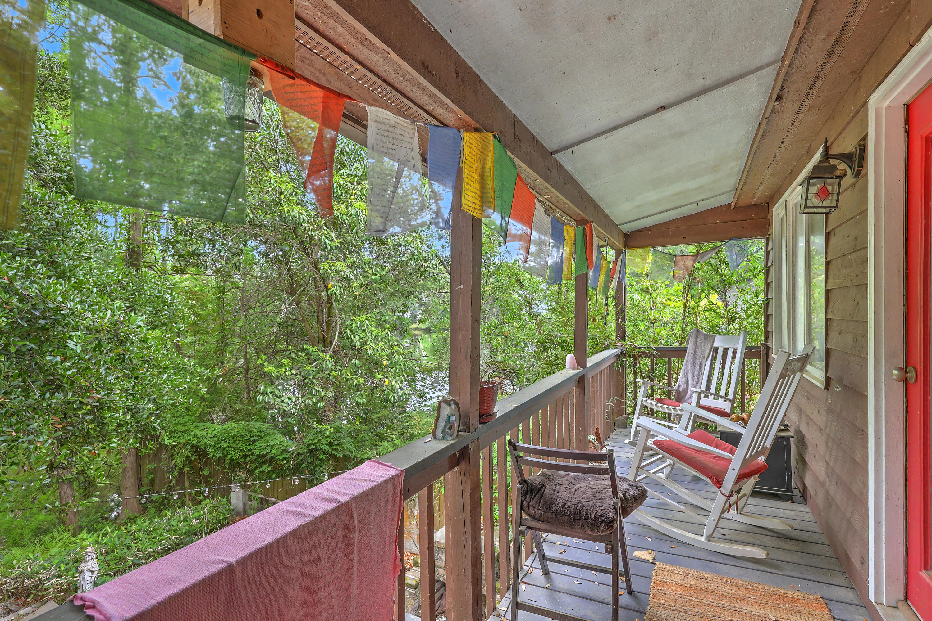 38 Crosscreek Drive