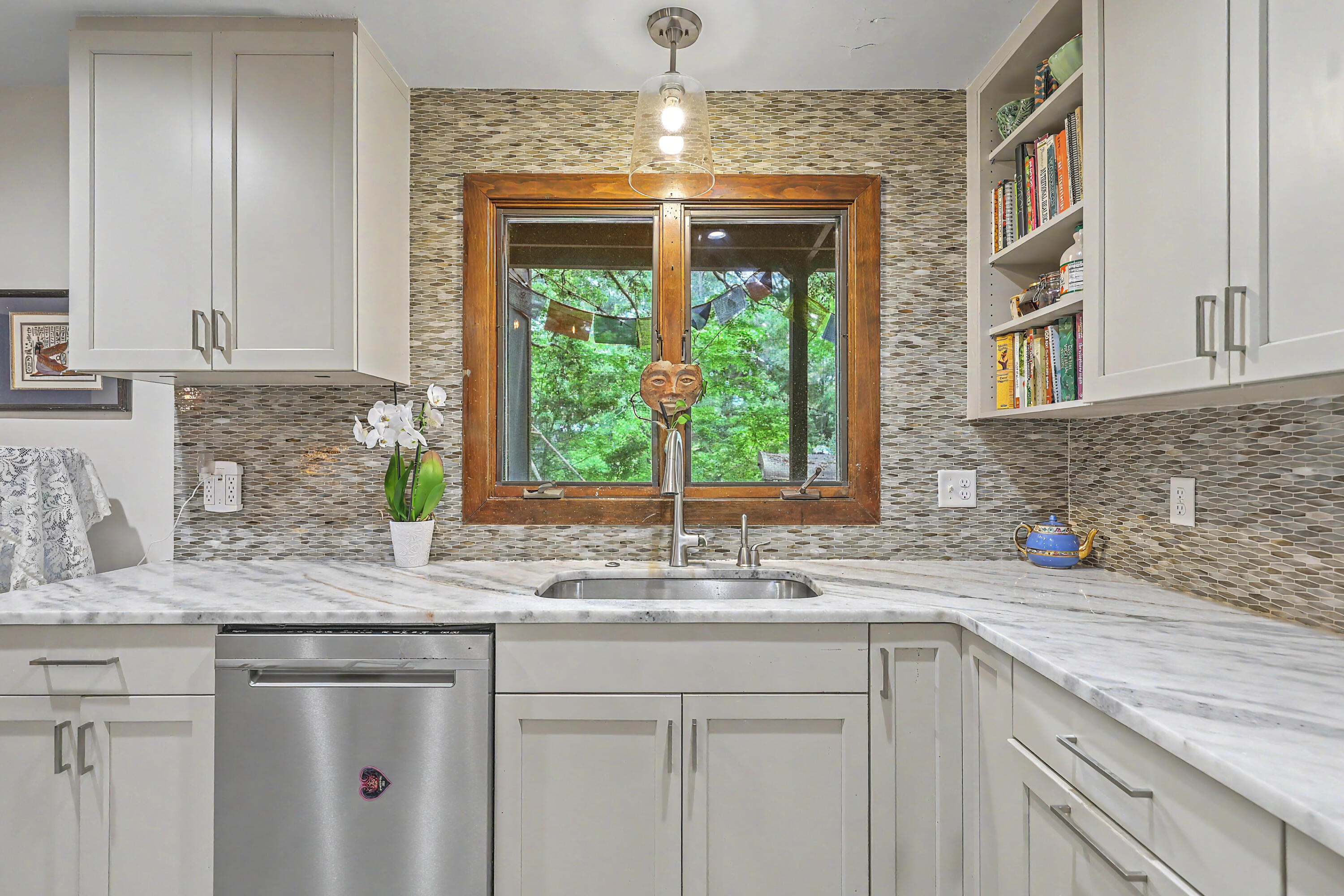 38 Crosscreek Drive