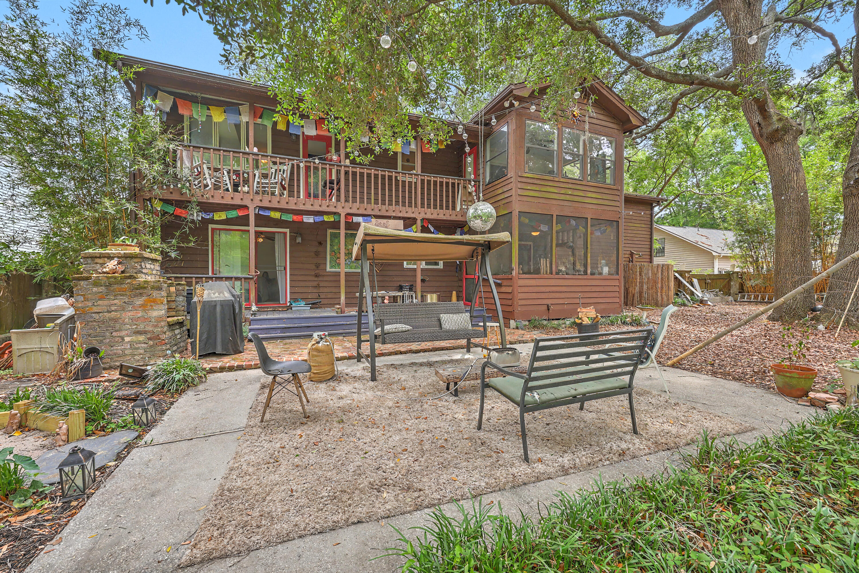 38 Crosscreek Drive