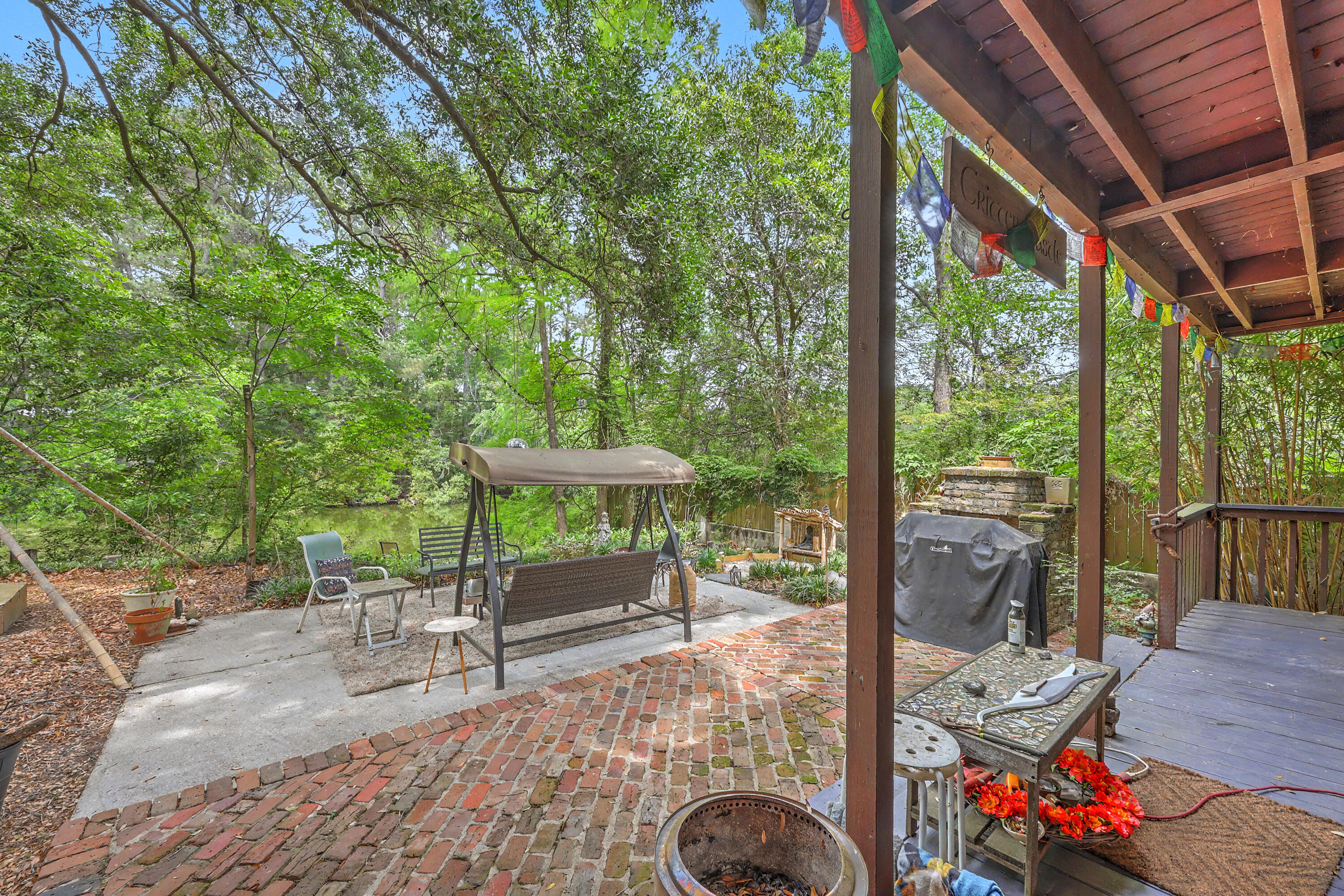38 Crosscreek Drive