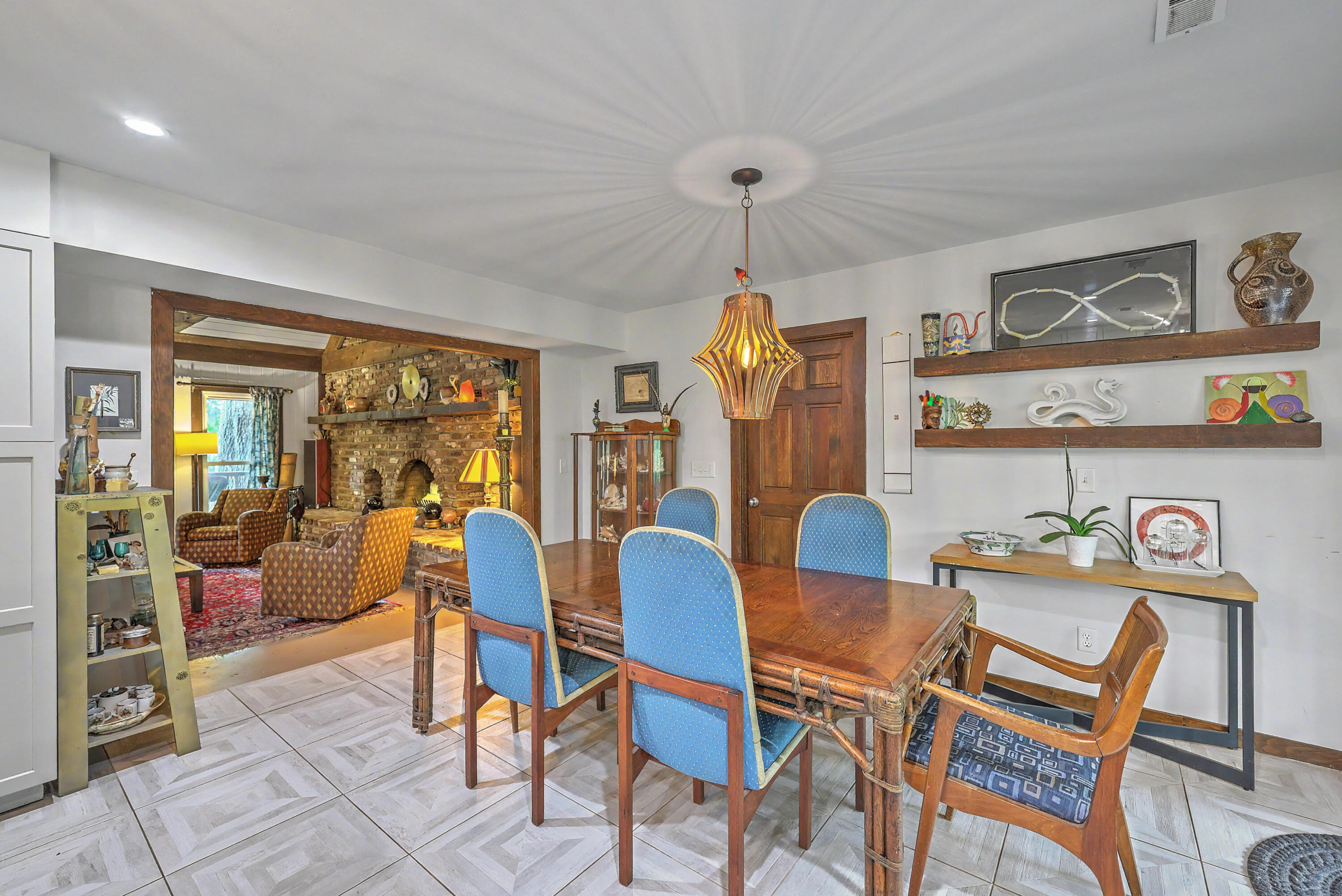 38 Crosscreek Drive