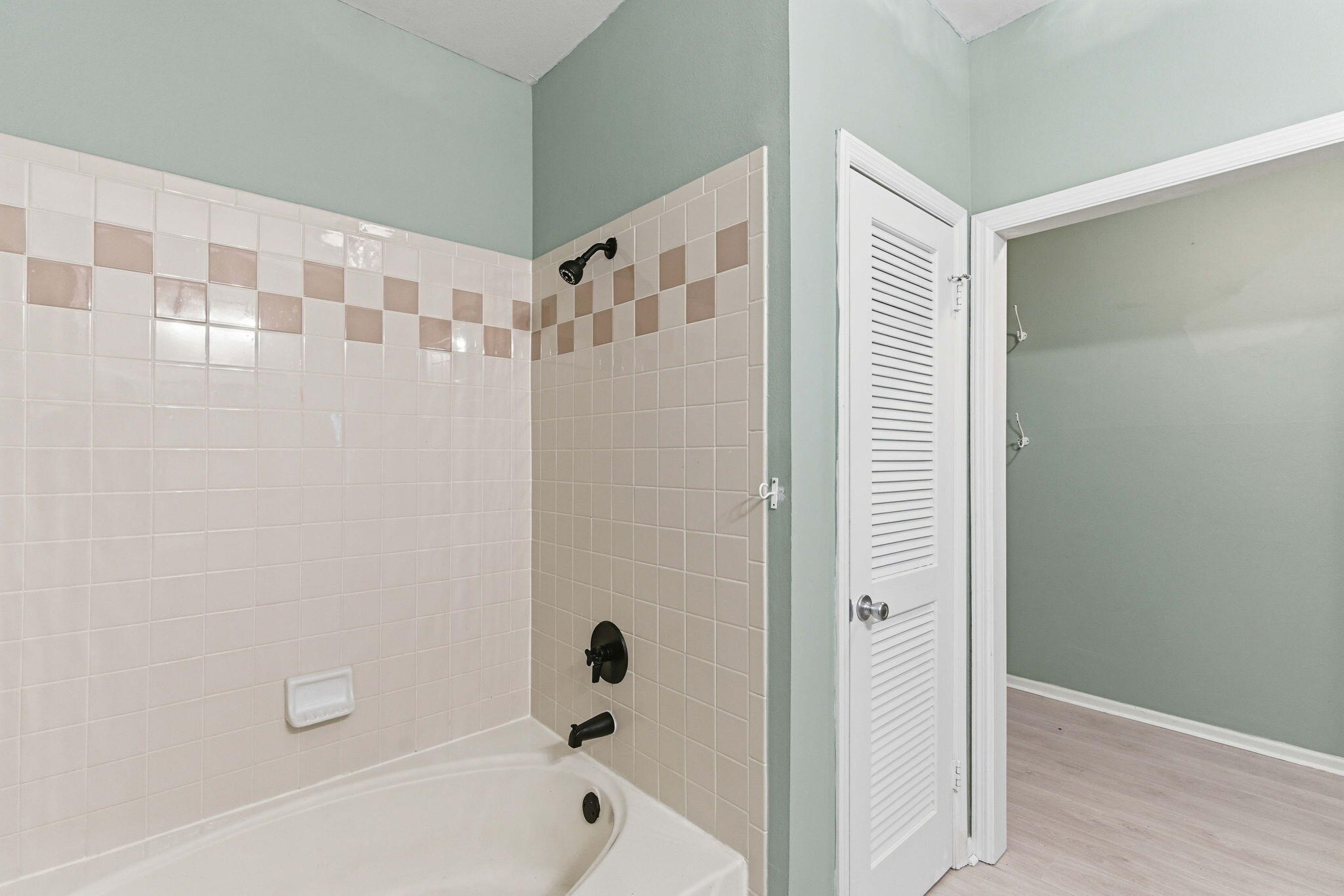 700 Daniel Ellis Drive Apt 8106