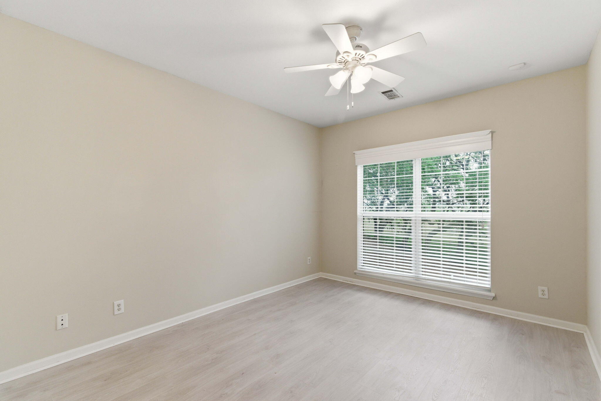 700 Daniel Ellis Drive Apt 8106