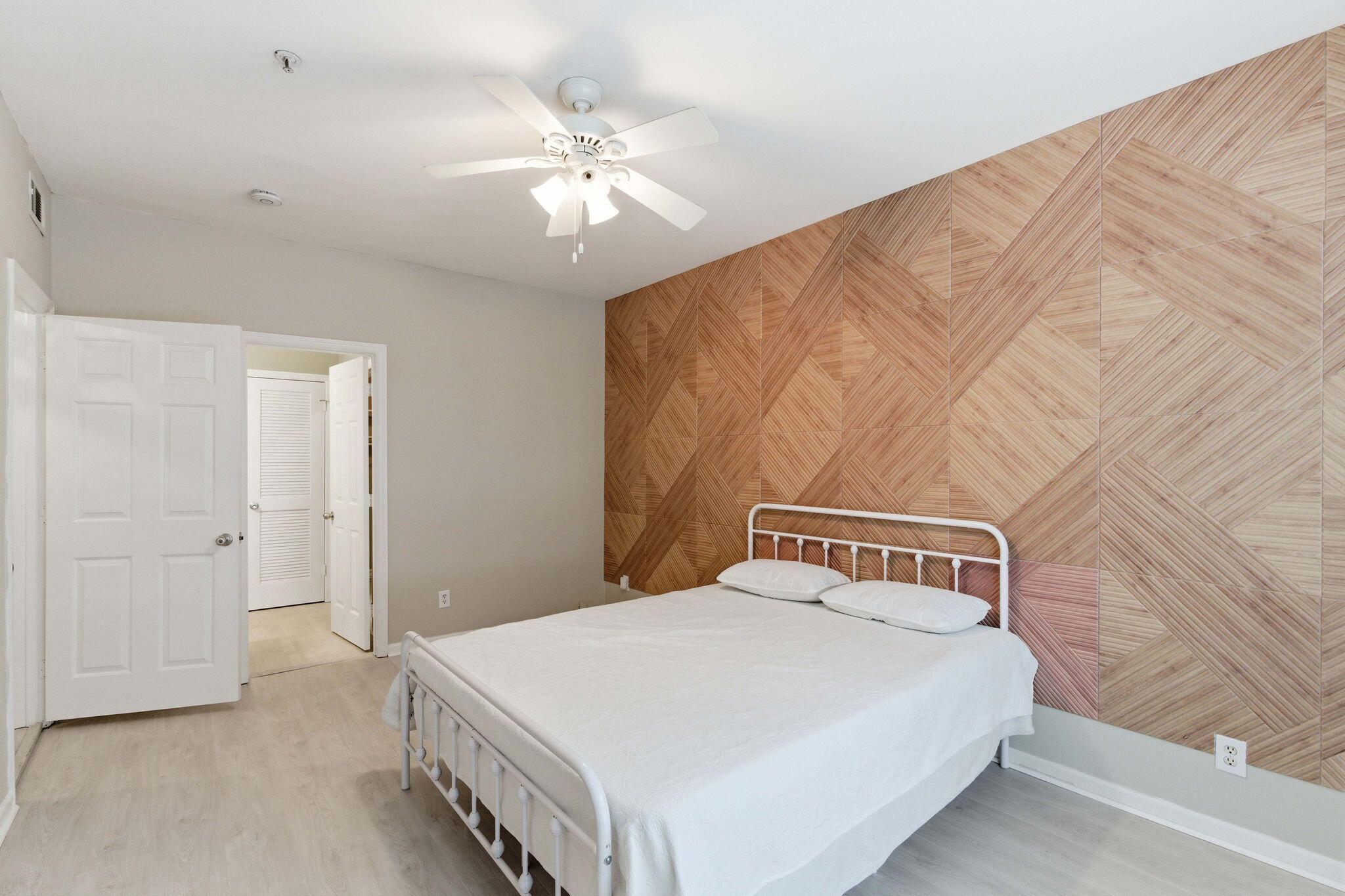 700 Daniel Ellis Drive Apt 8106
