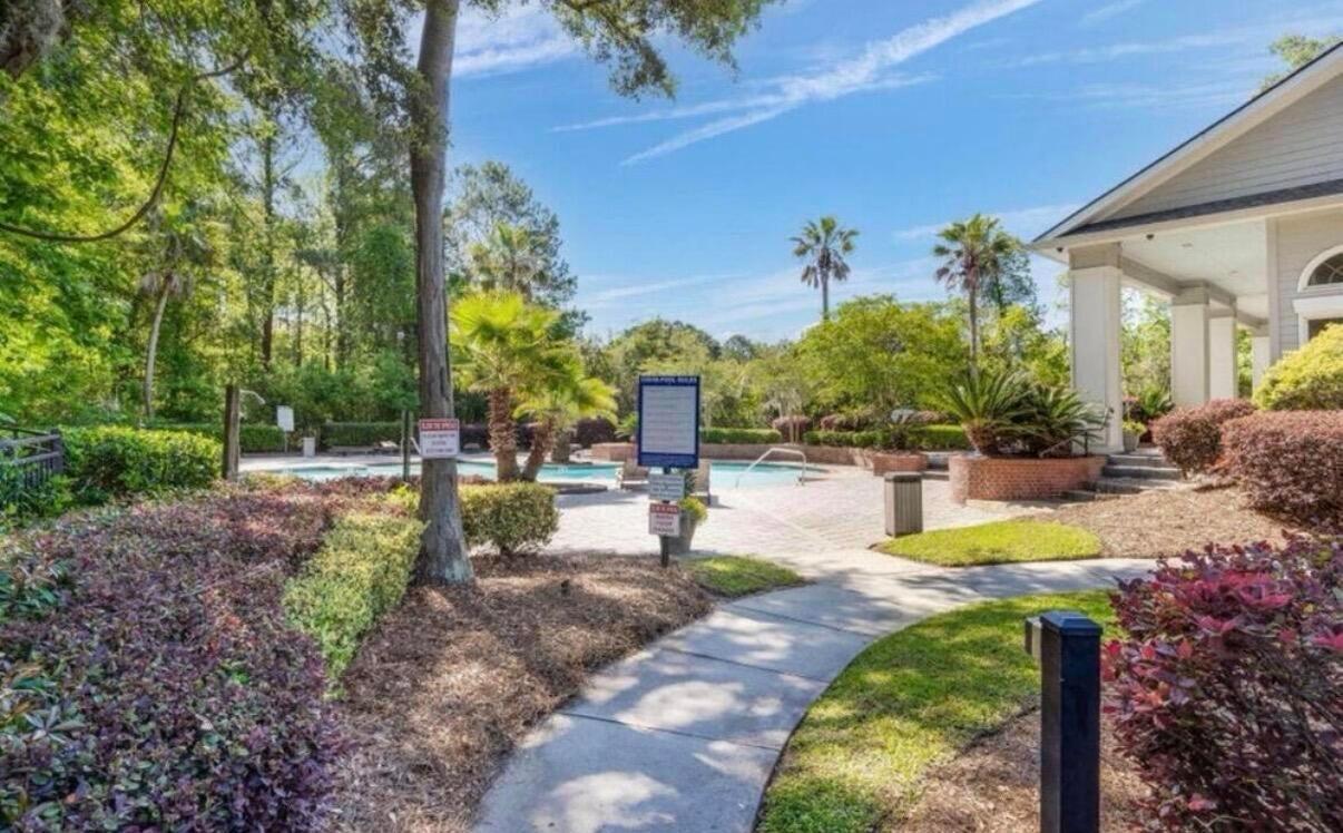 700 Daniel Ellis Drive Apt 8106