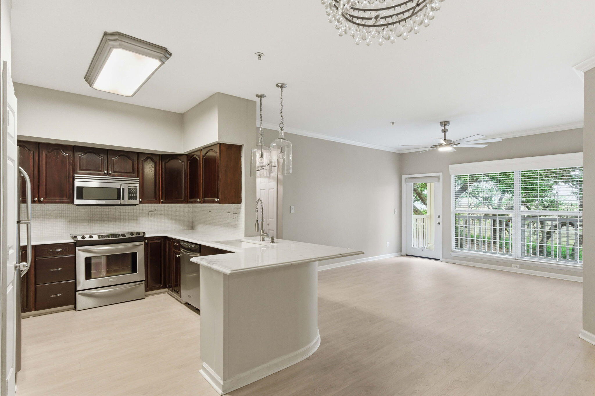 700 Daniel Ellis Drive Apt 8106
