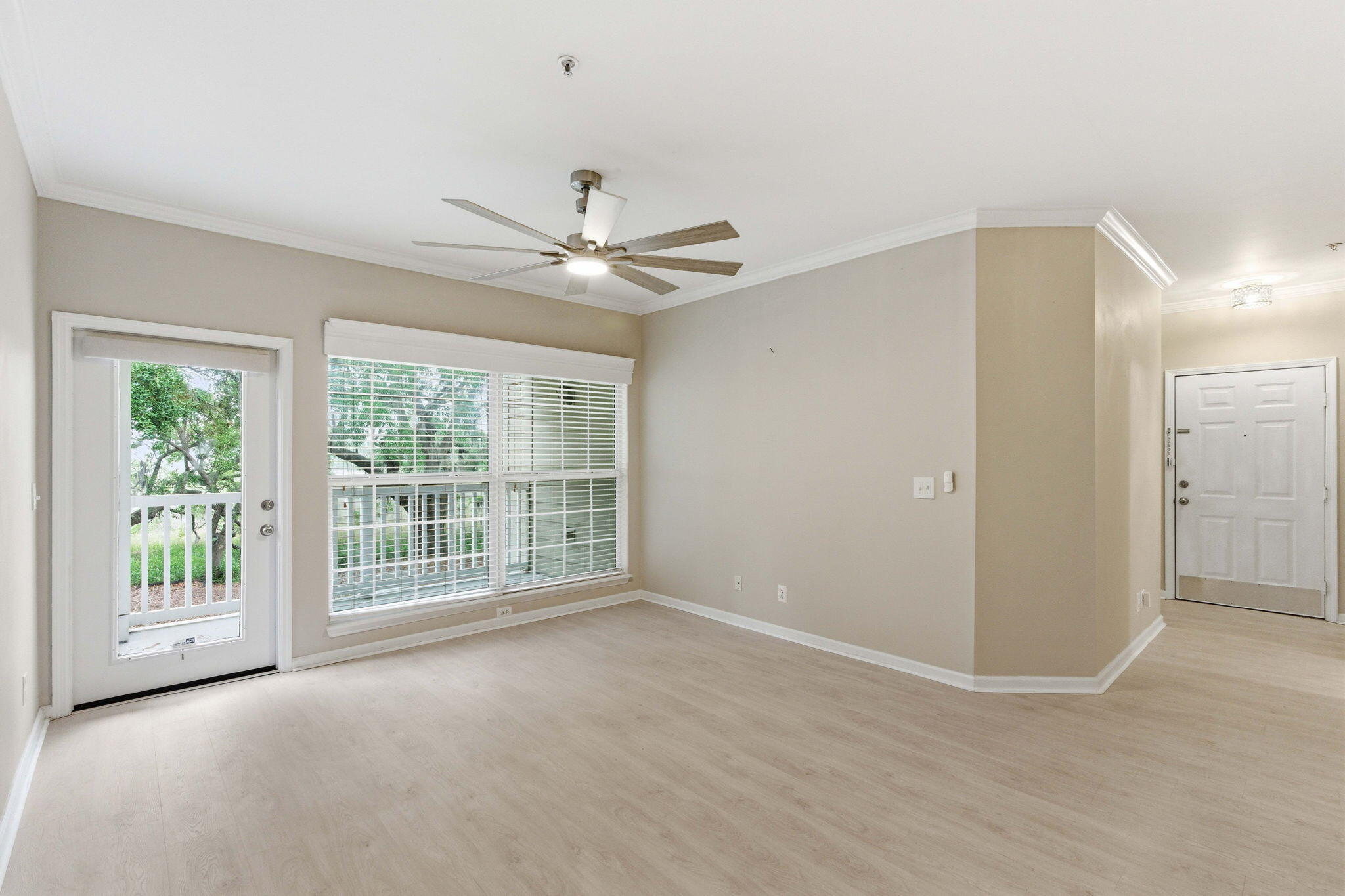 700 Daniel Ellis Drive Apt 8106