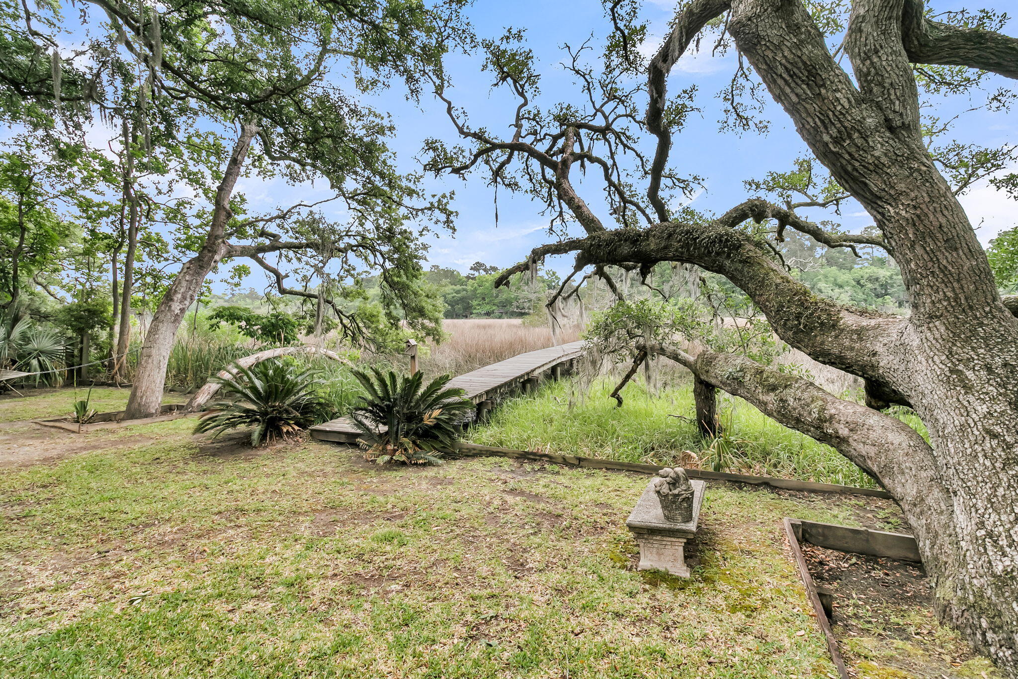 2044 Marsh Flower Lane