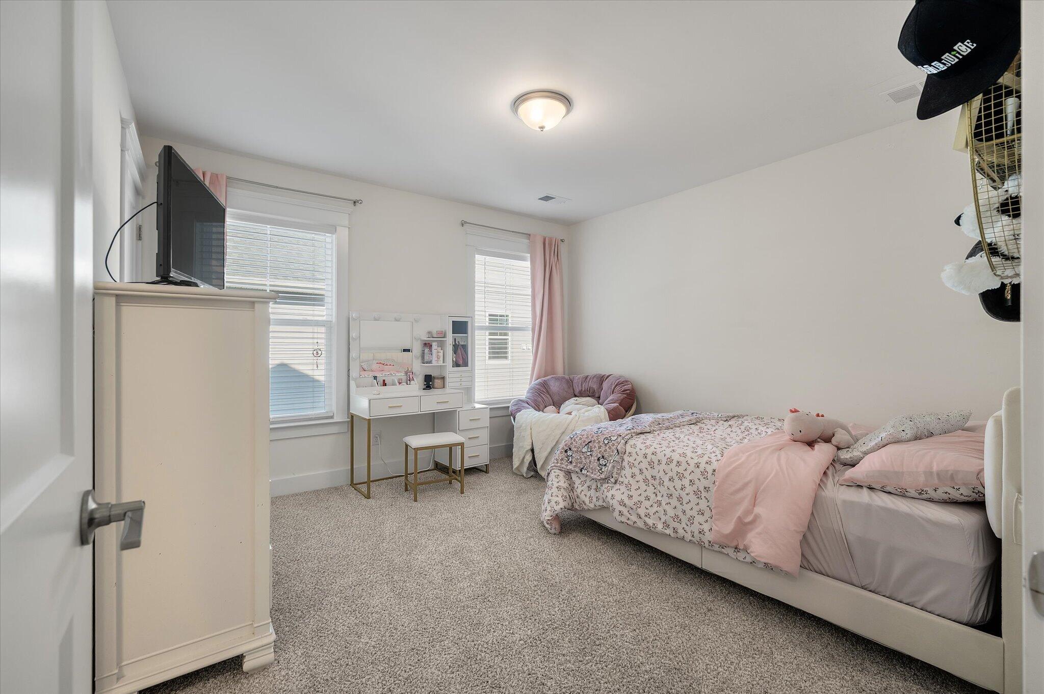5016 Gum Tree Lane