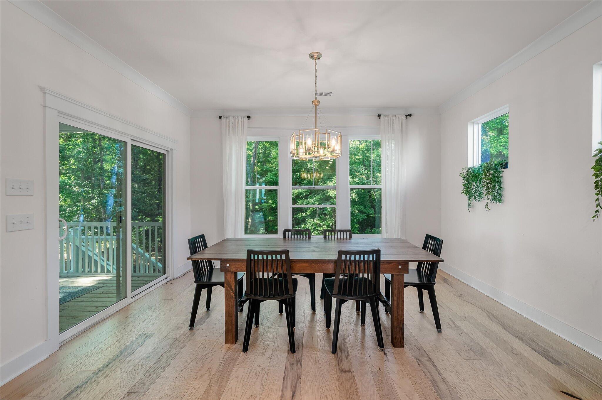 5016 Gum Tree Lane