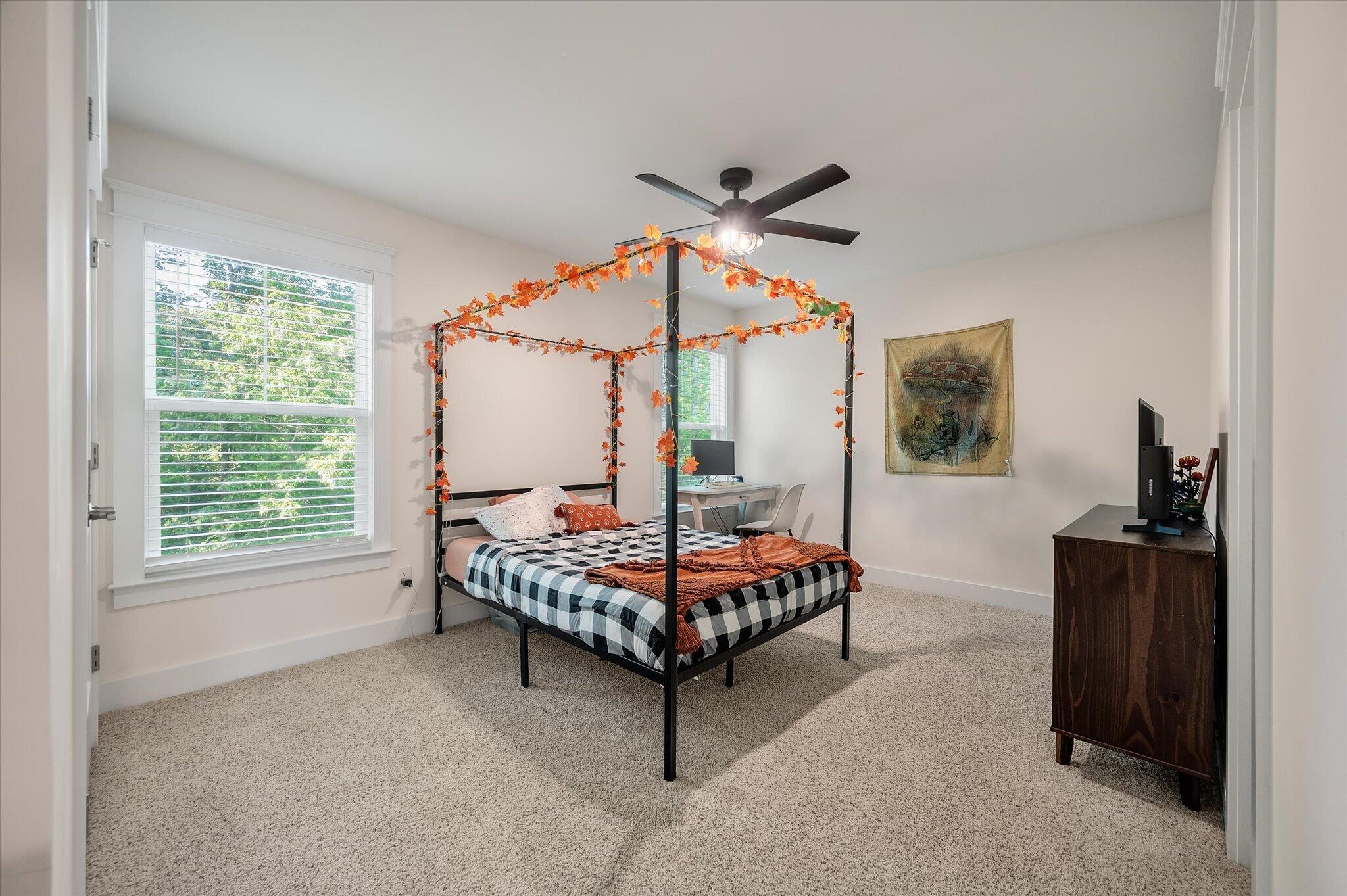 5016 Gum Tree Lane