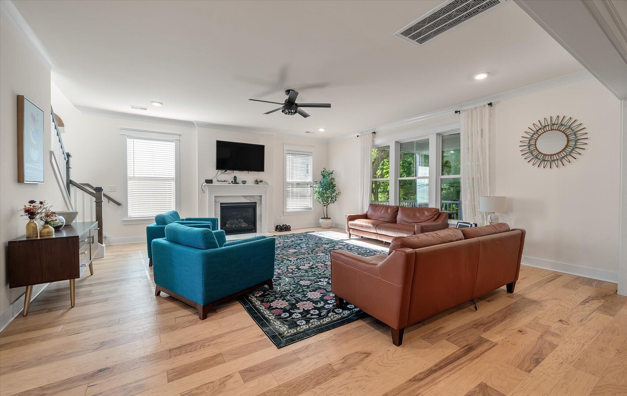 5016 Gum Tree Lane