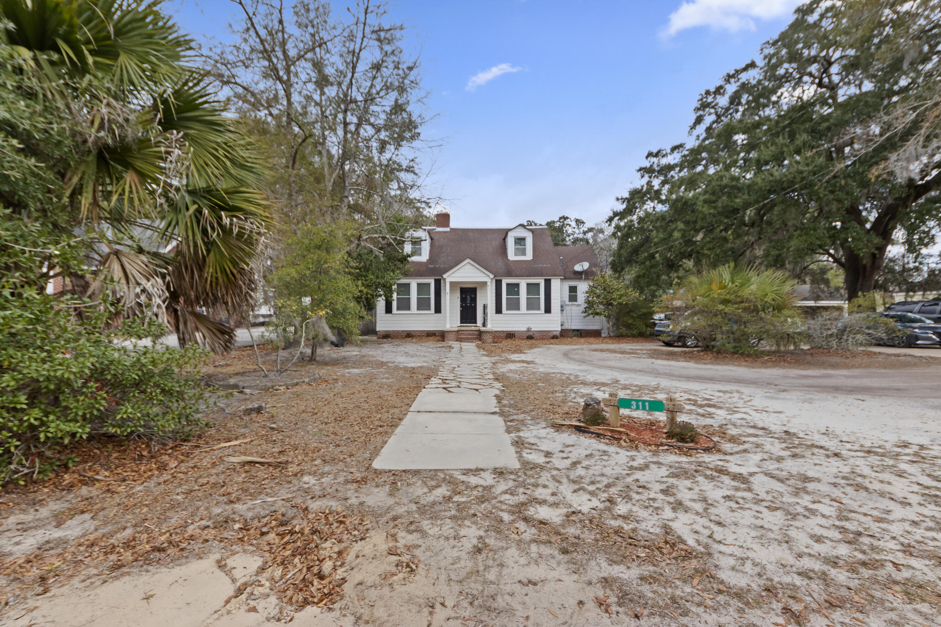 311 Warren Street