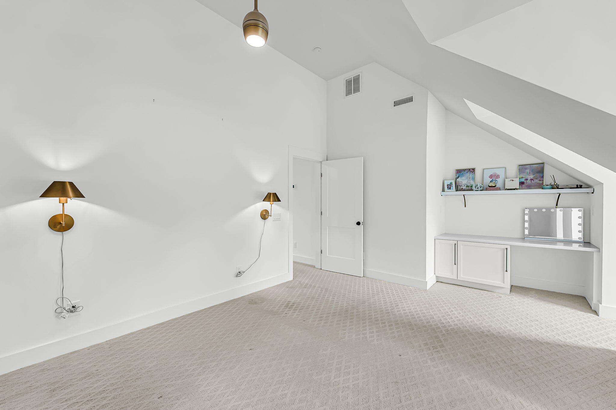 2205 Old Jay Lane