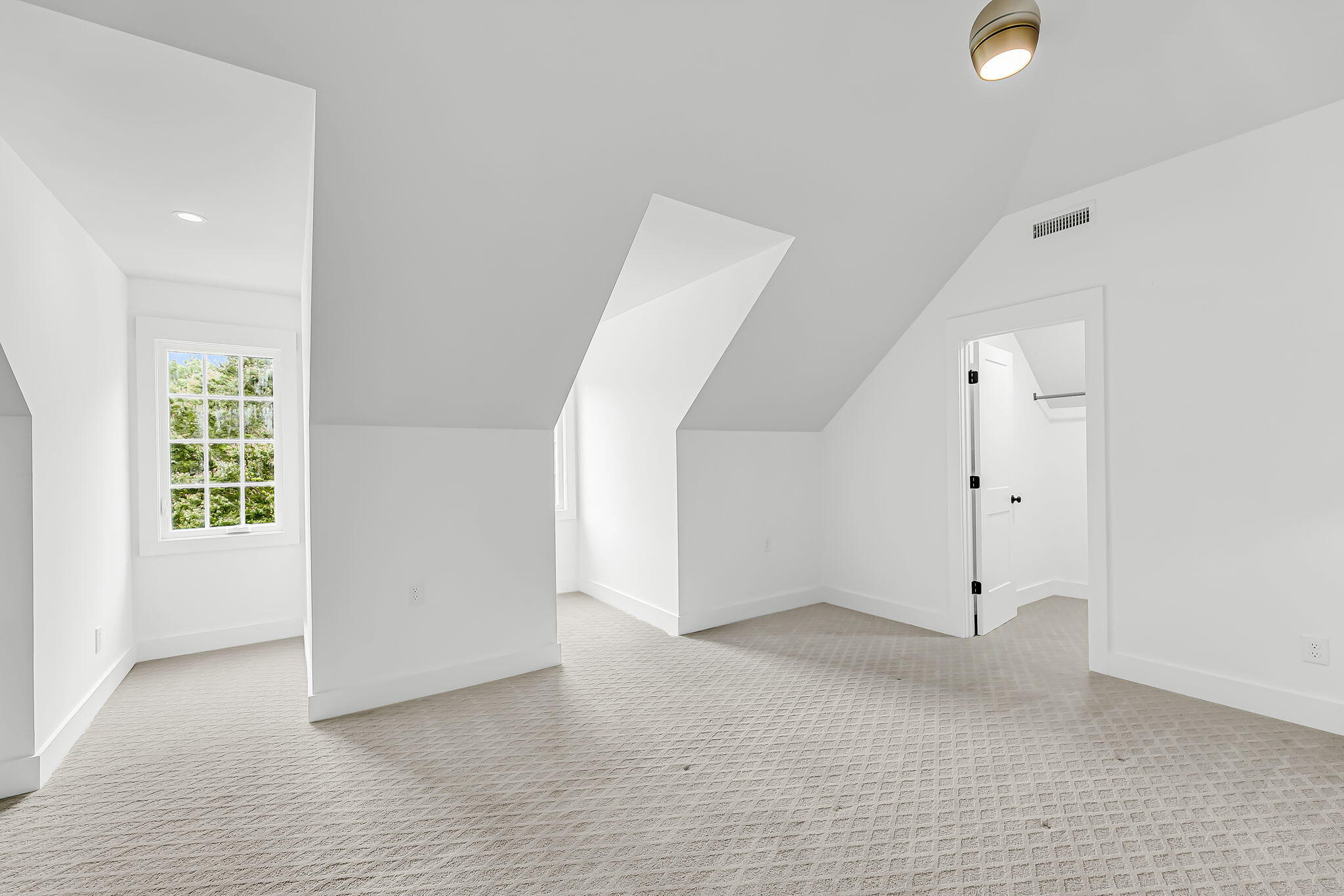 2205 Old Jay Lane