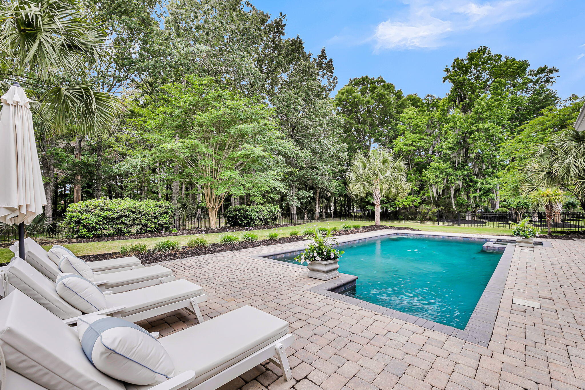 2205 Old Jay Lane