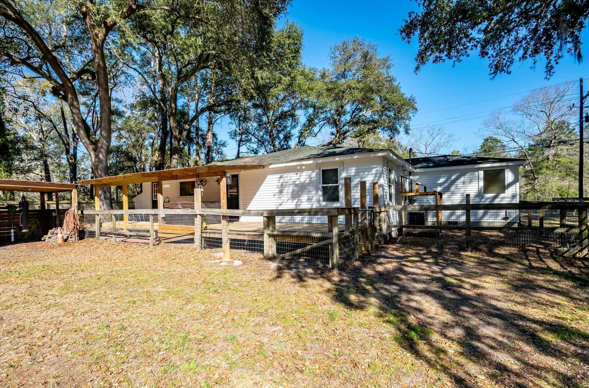 7967 Highway 162