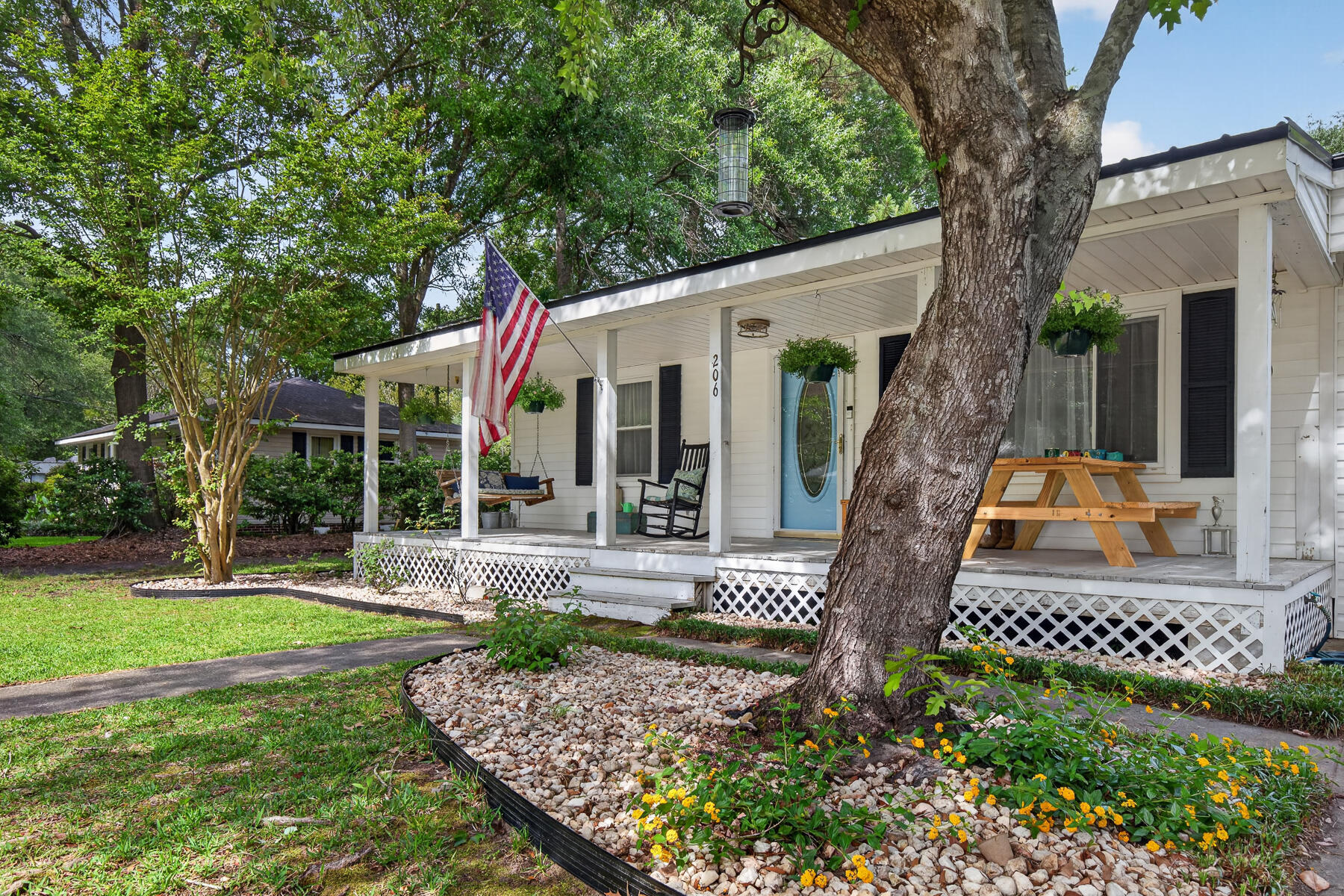 206 N Winter Street