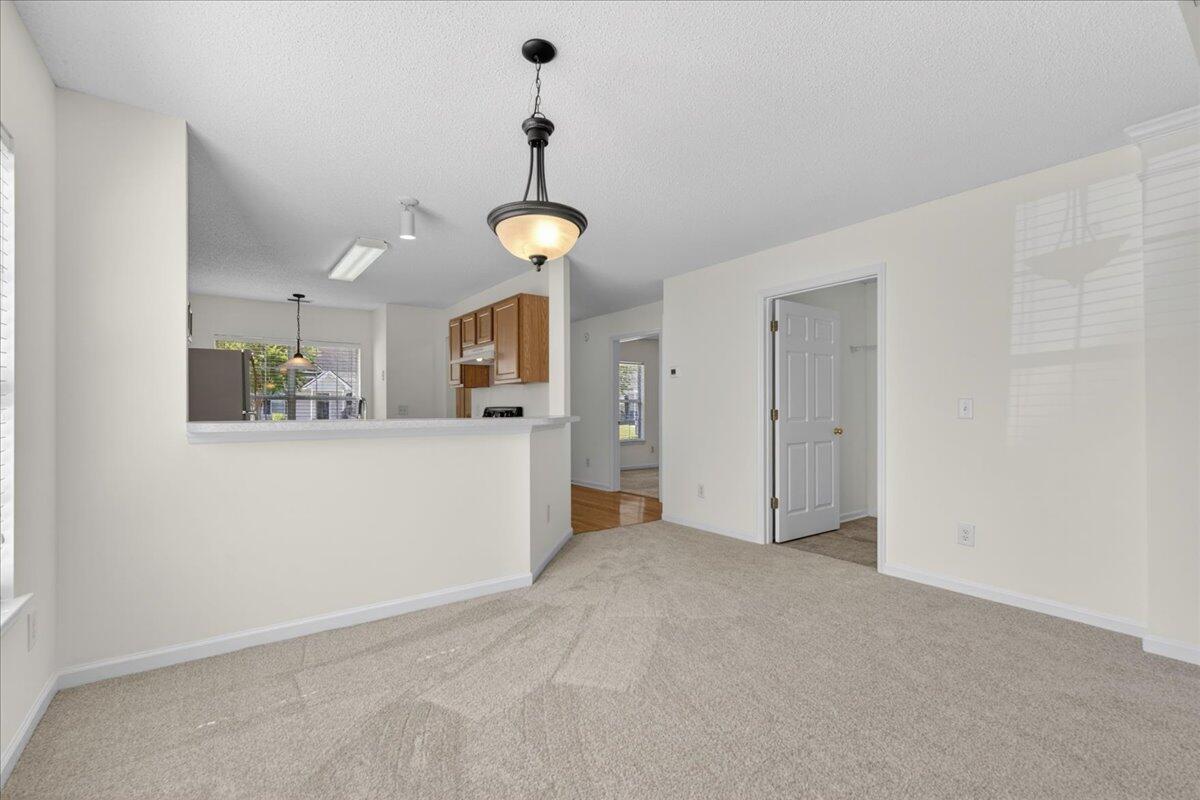 206 Dupont Way
