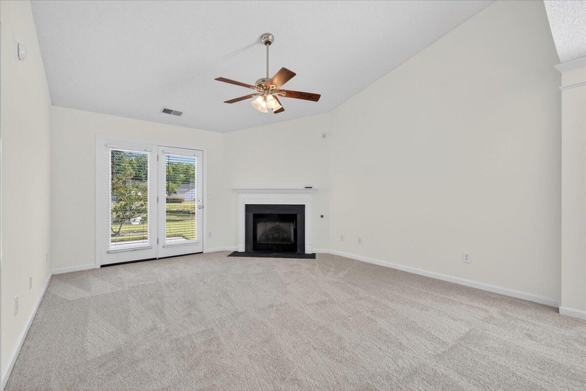 206 Dupont Way