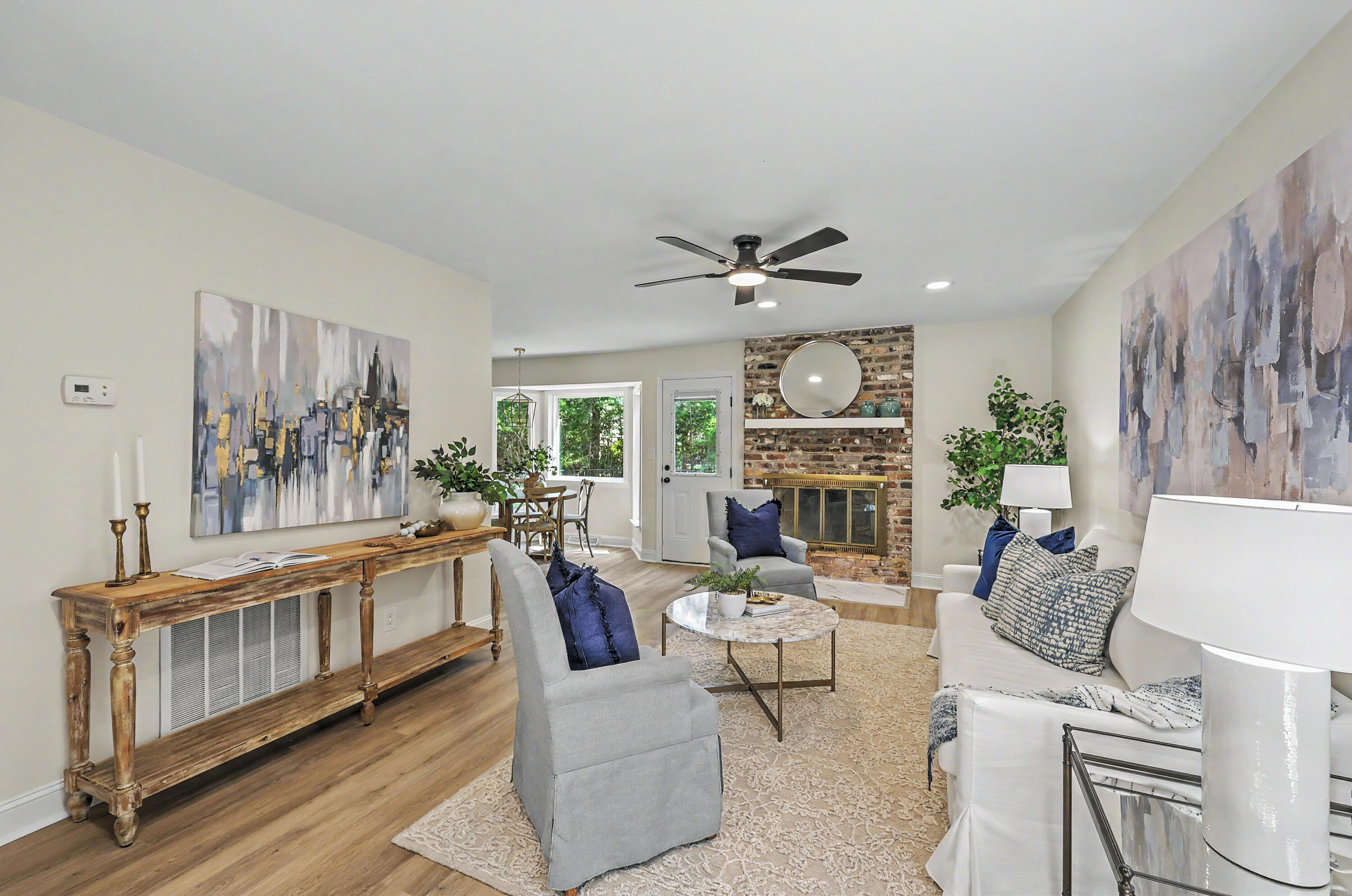 106 Sweetbriar Road