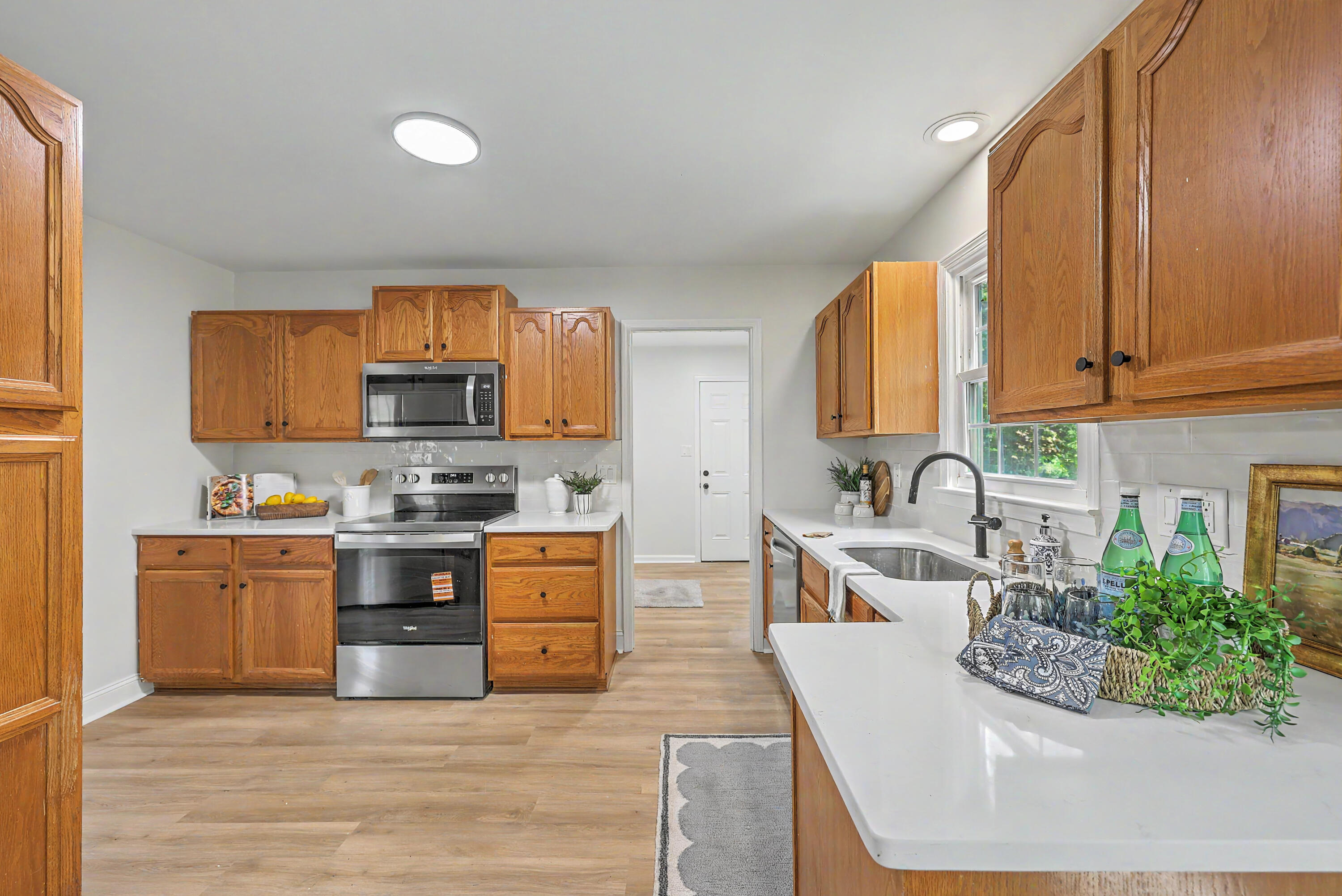 106 Sweetbriar Road