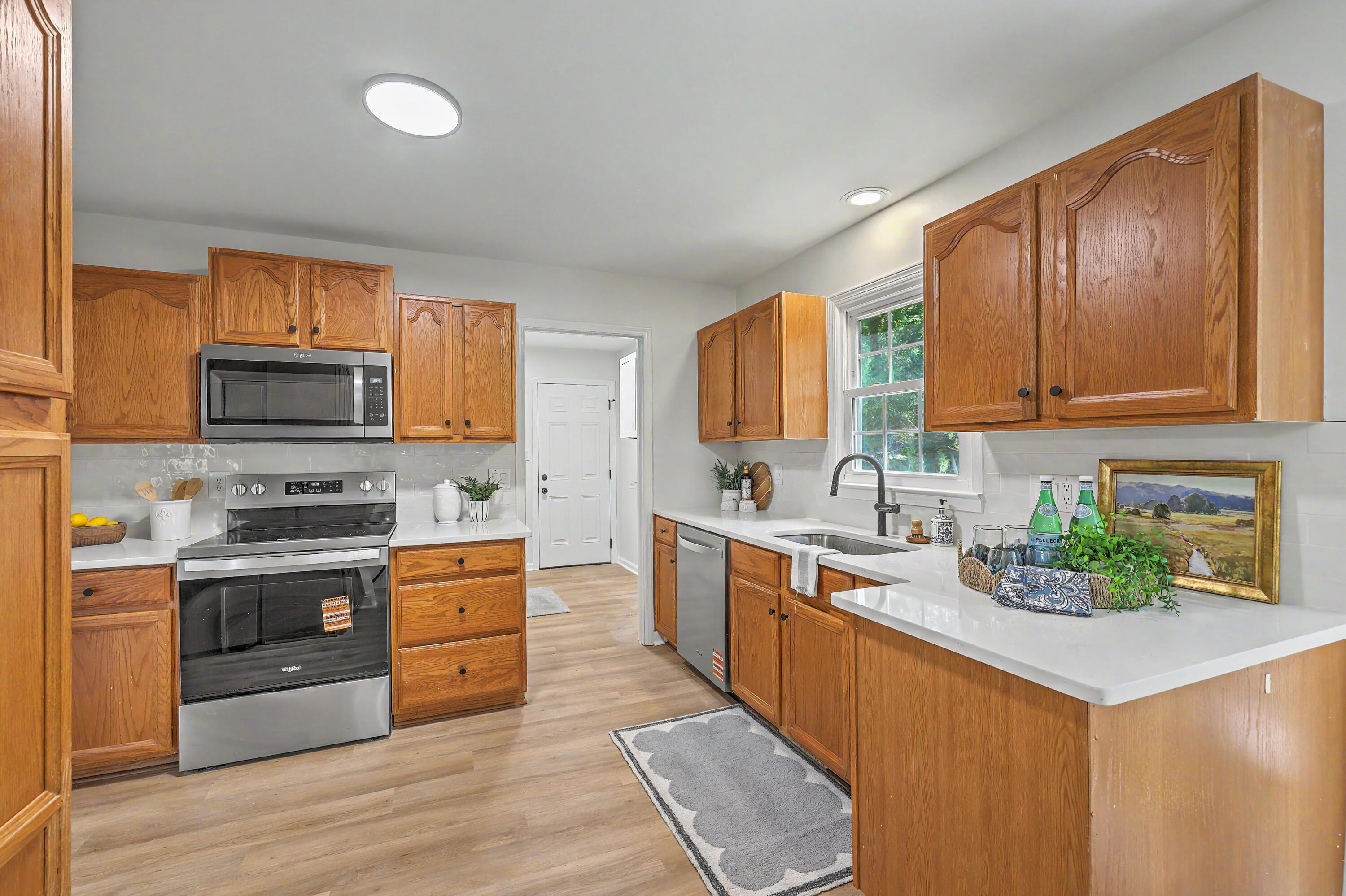 106 Sweetbriar Road